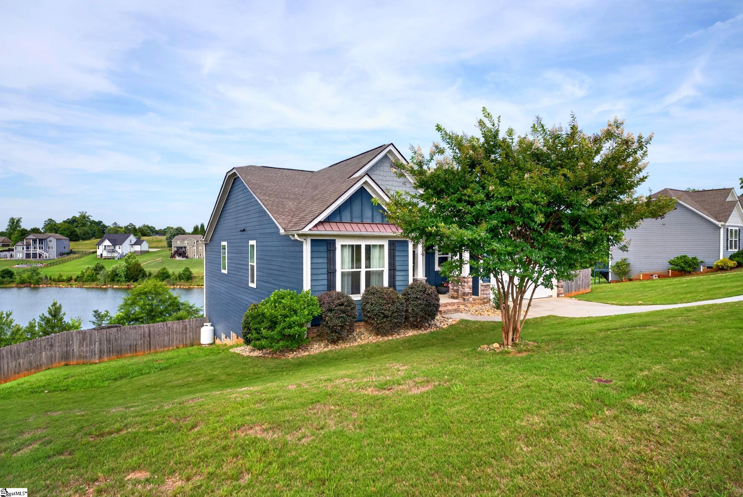 977 Garnet Circle Chesnee, SC 29323
