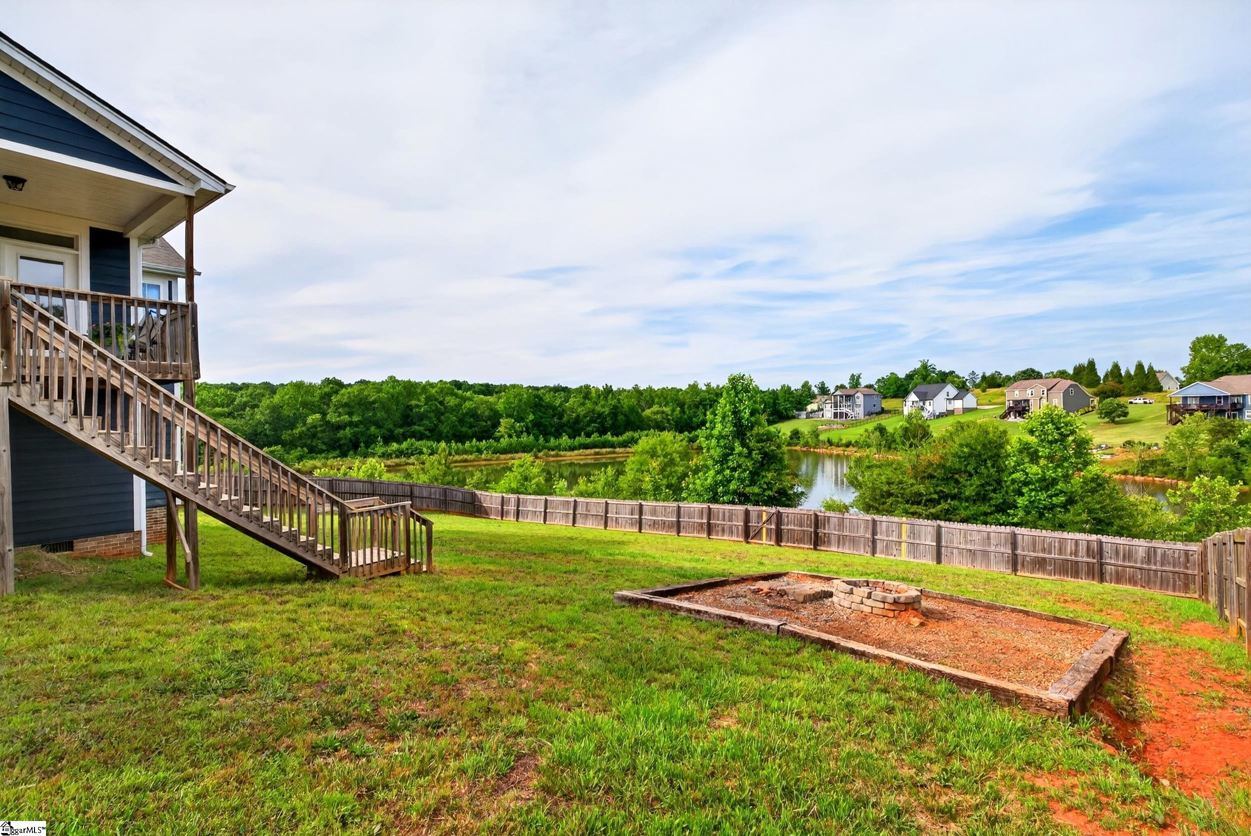 977 Garnet Circle Chesnee, SC 29323