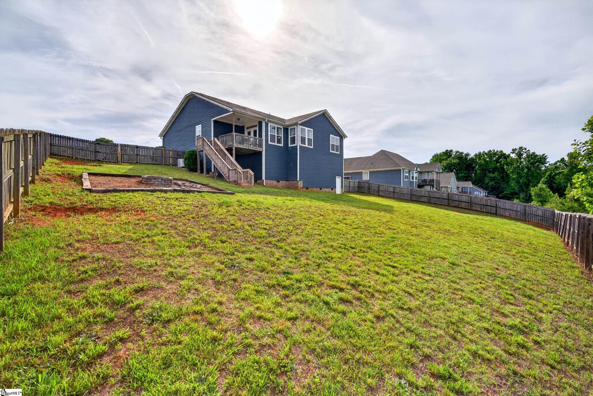 977 Garnet Circle Chesnee, SC 29323