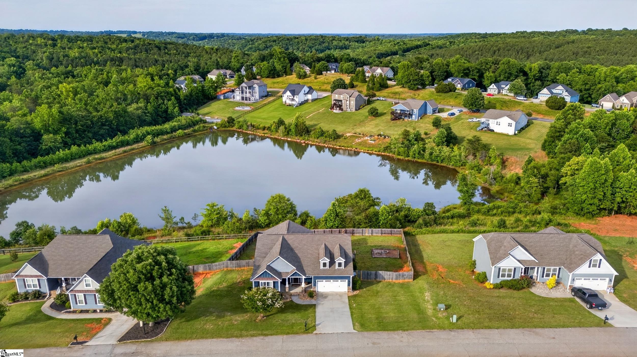 977 Garnet Circle Chesnee, SC 29323