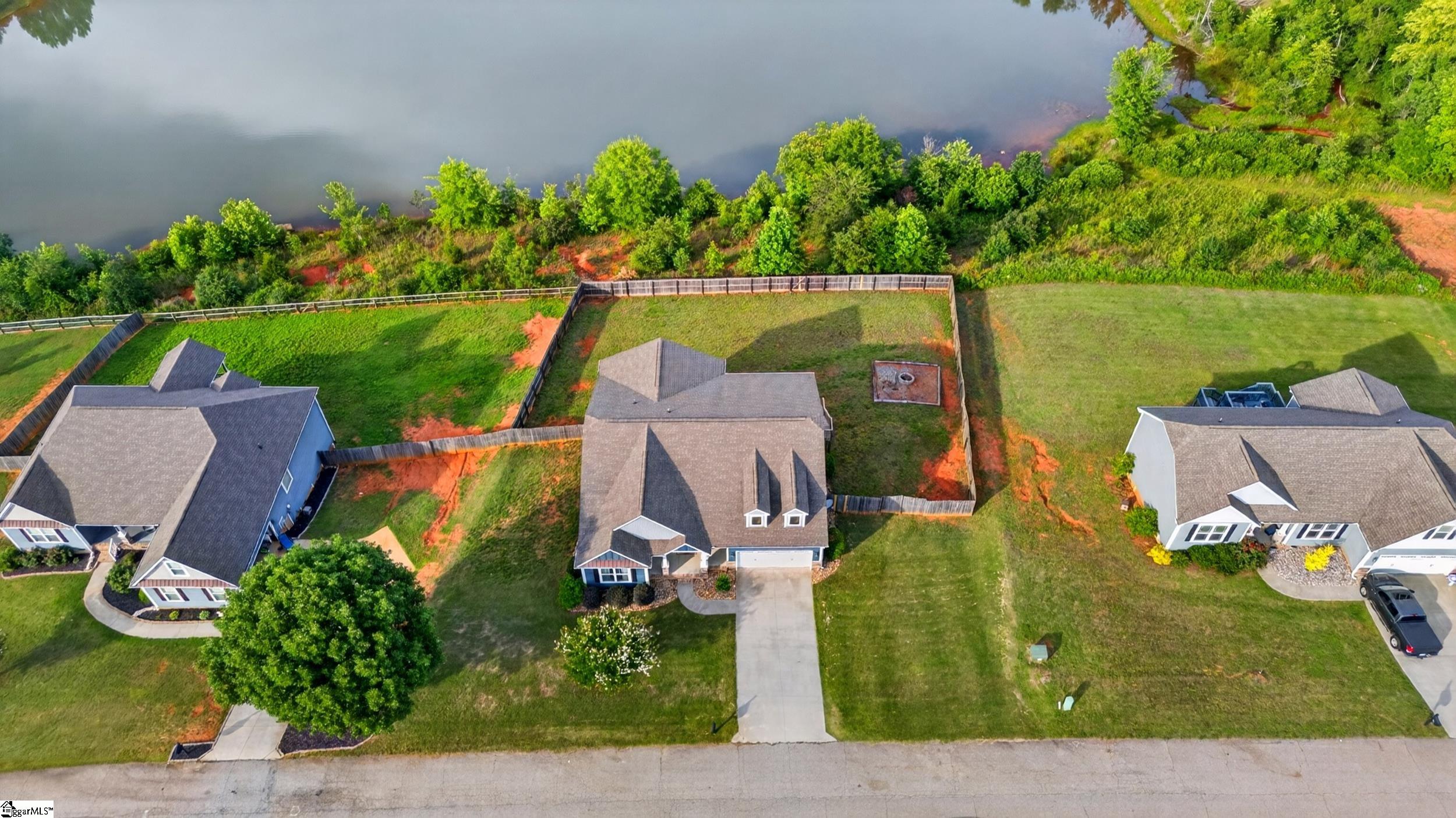 977 Garnet Circle Chesnee, SC 29323