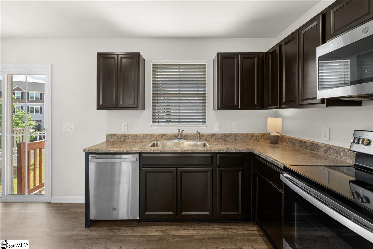 309 Parkridge Way Simpsonville, SC 29680