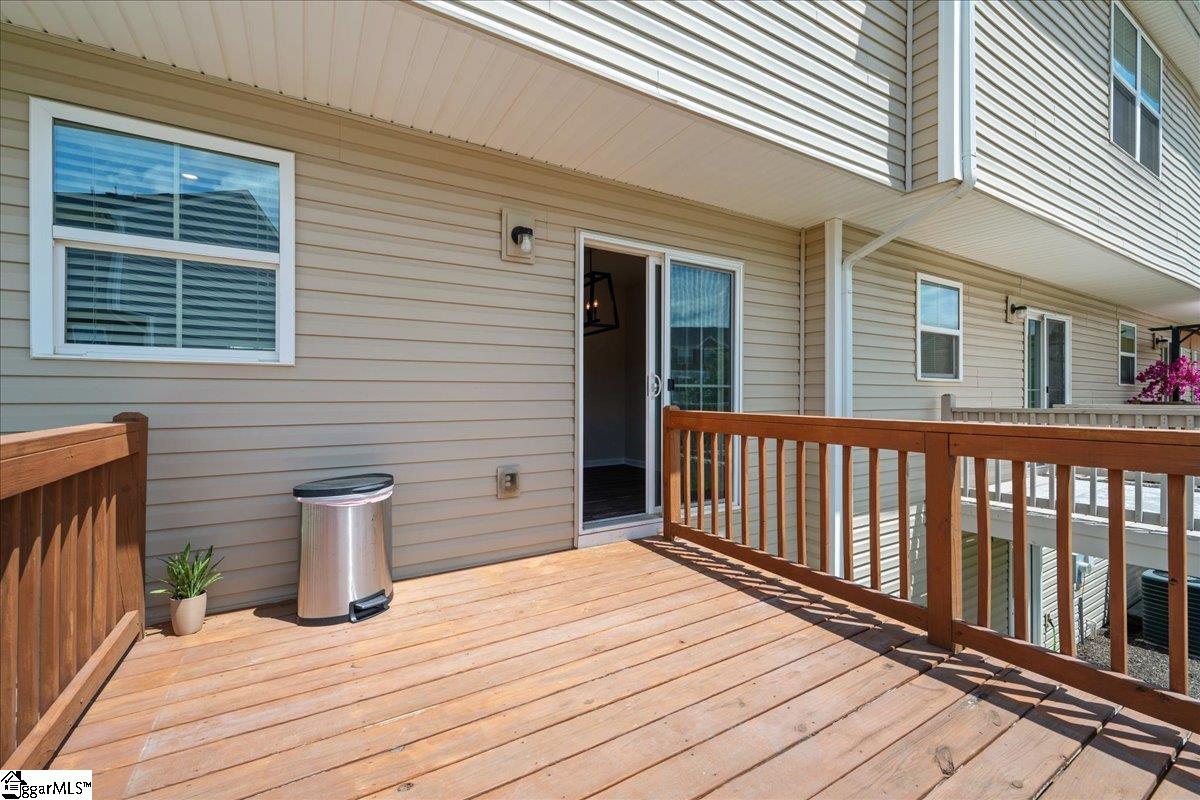 309 Parkridge Way Simpsonville, SC 29680