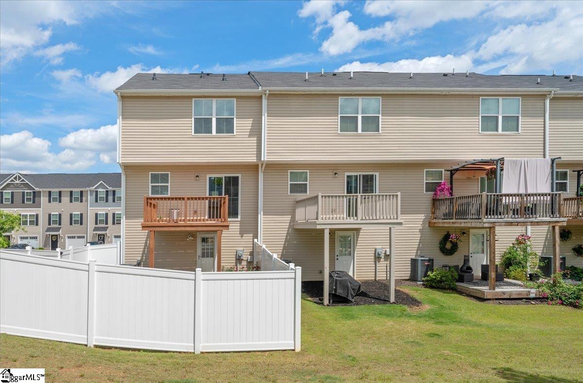 309 Parkridge Way Simpsonville, SC 29680