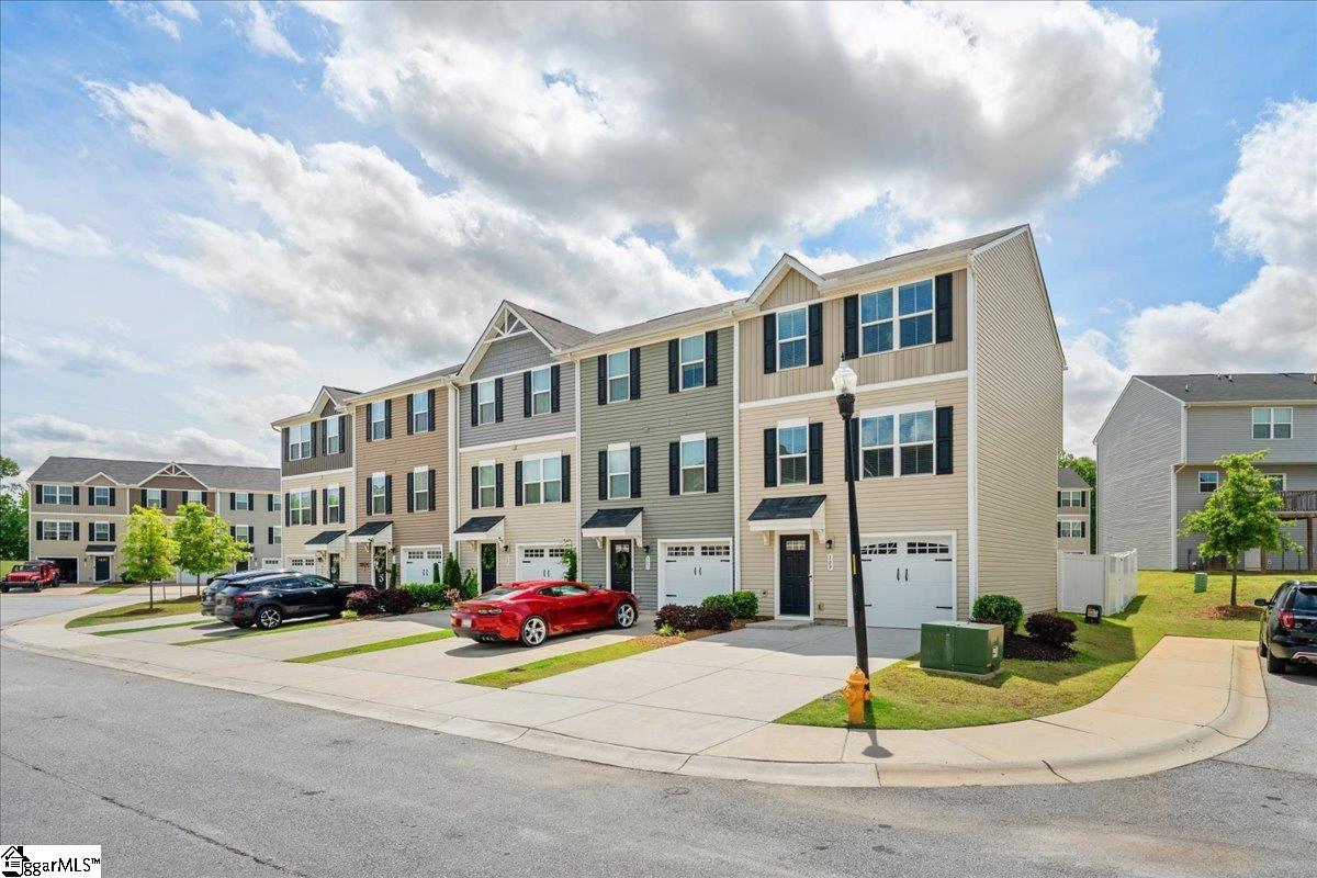 309 Parkridge Way Simpsonville, SC 29680
