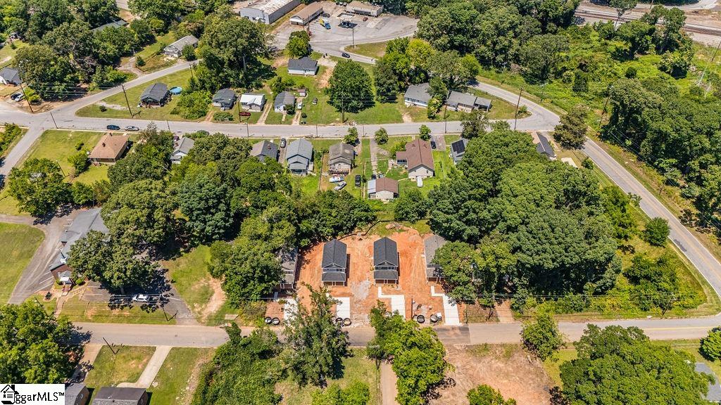 670 Saxon Avenue Spartanburg, SC 29301