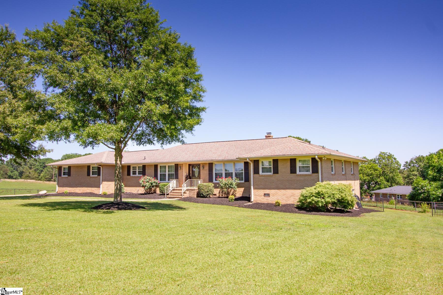 230 Jenkins Circle Townville, SC 29689-4137