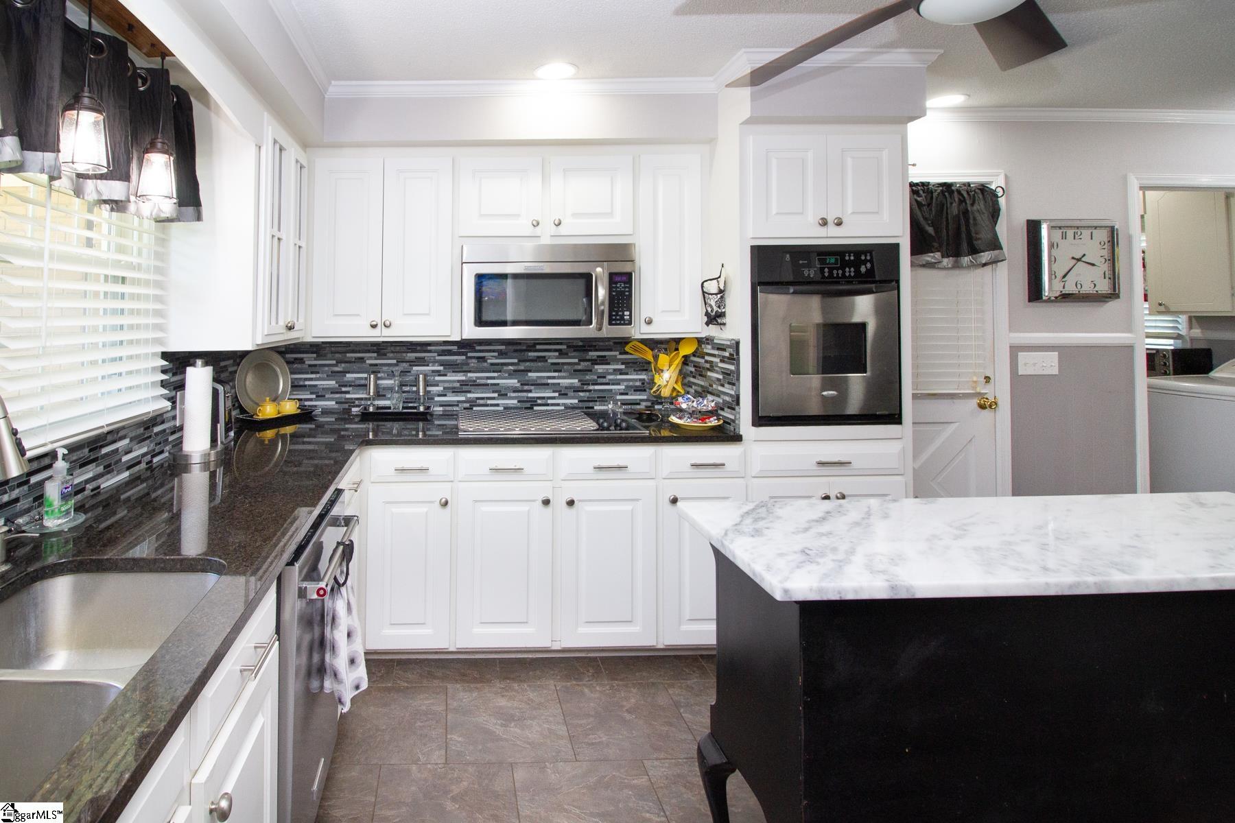 230 Jenkins Circle Townville, SC 29689-4137