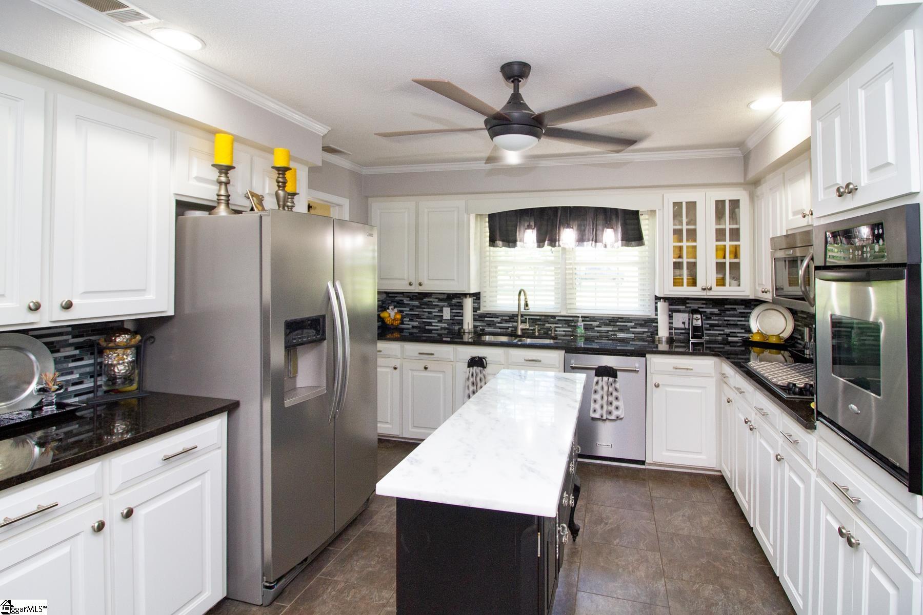 230 Jenkins Circle Townville, SC 29689-4137