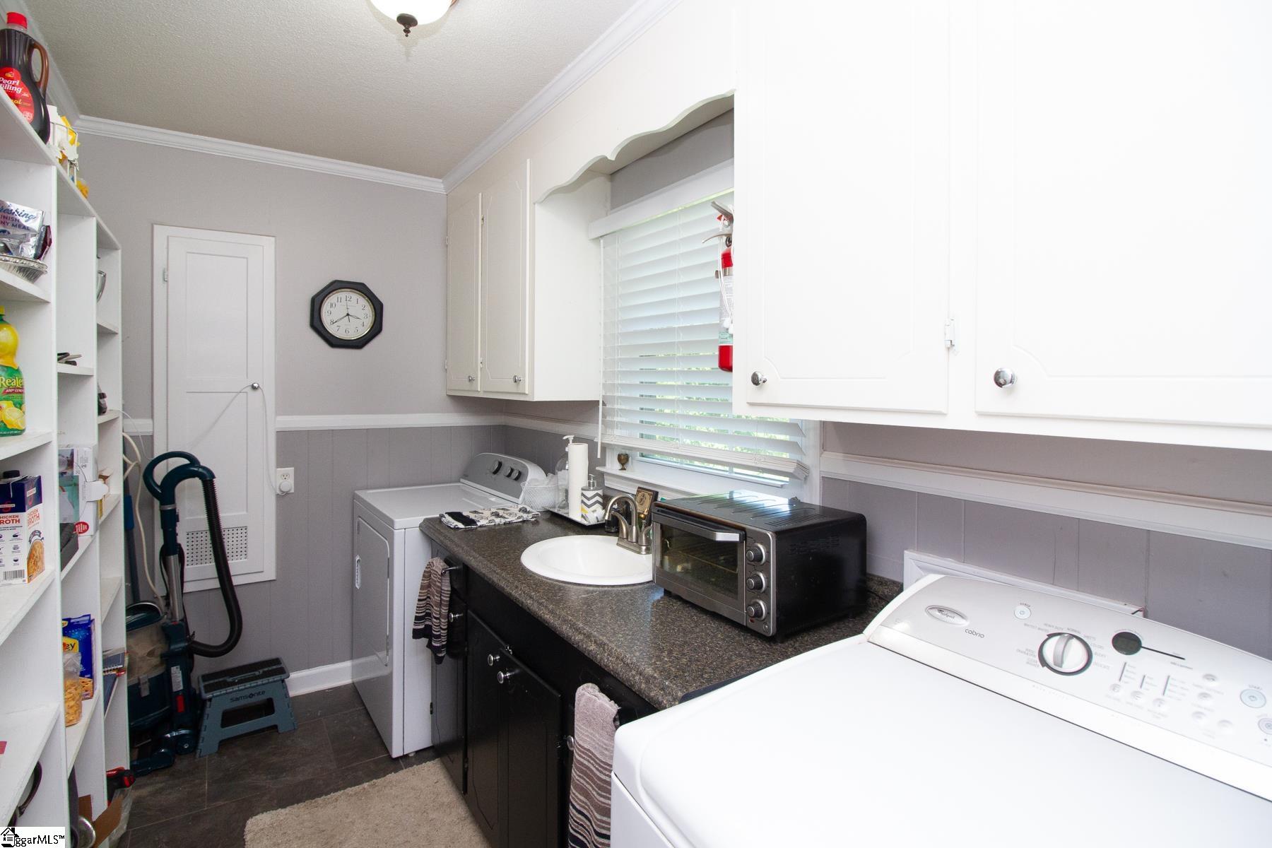 230 Jenkins Circle Townville, SC 29689-4137