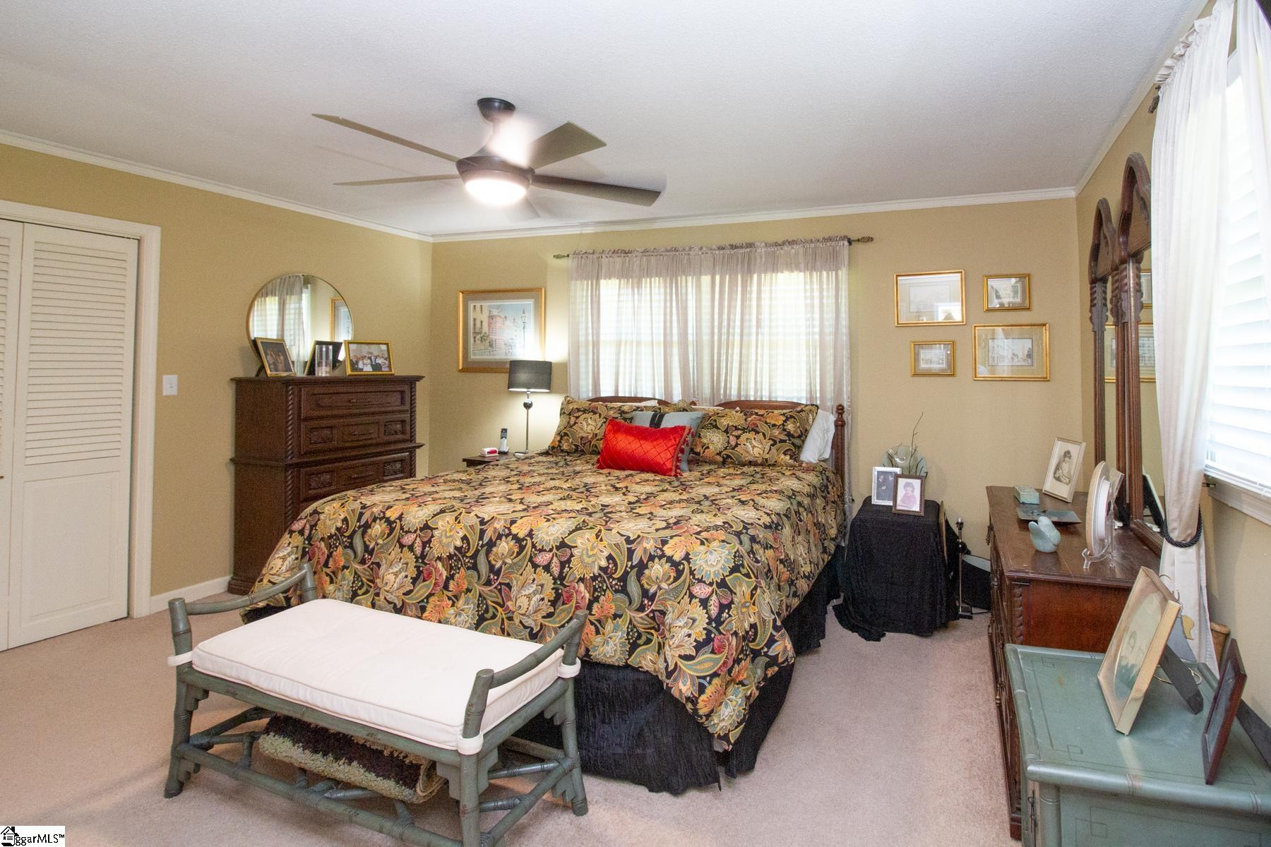 230 Jenkins Circle Townville, SC 29689-4137