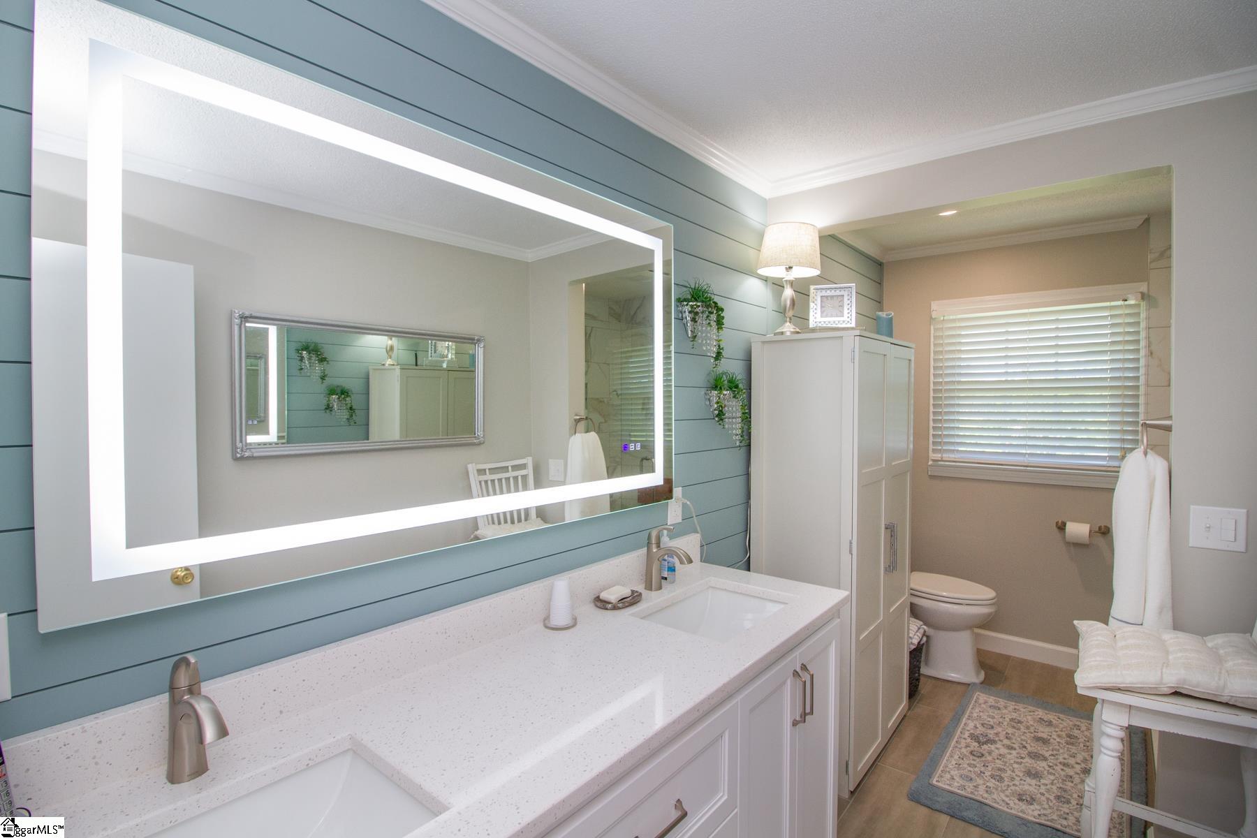 230 Jenkins Circle Townville, SC 29689-4137