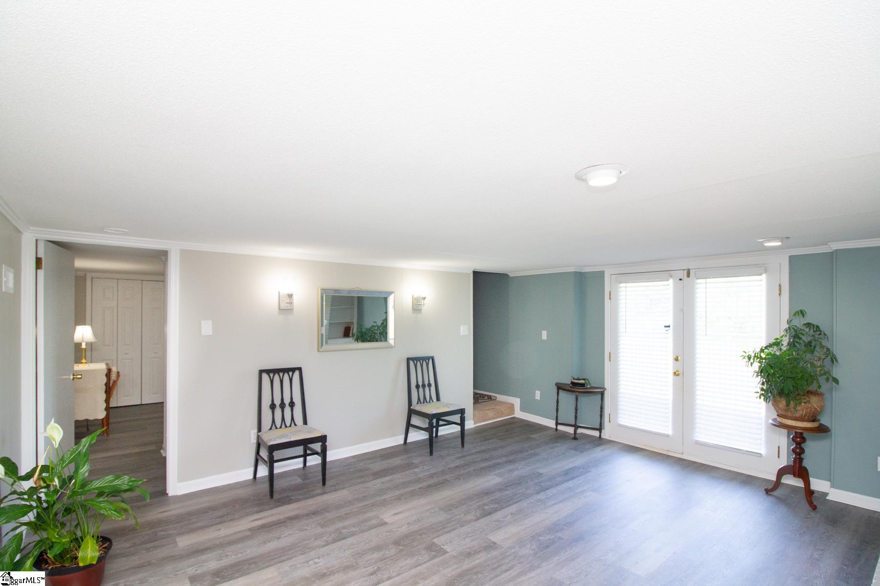 230 Jenkins Circle Townville, SC 29689-4137