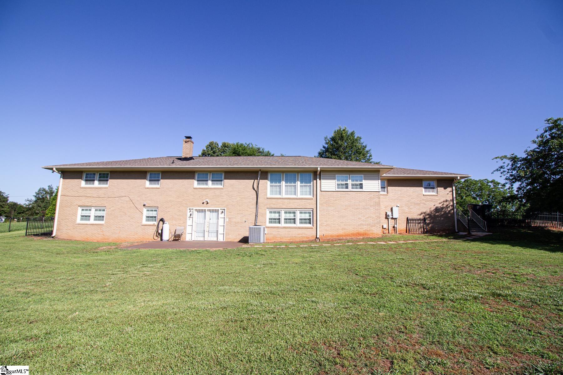 230 Jenkins Circle Townville, SC 29689-4137