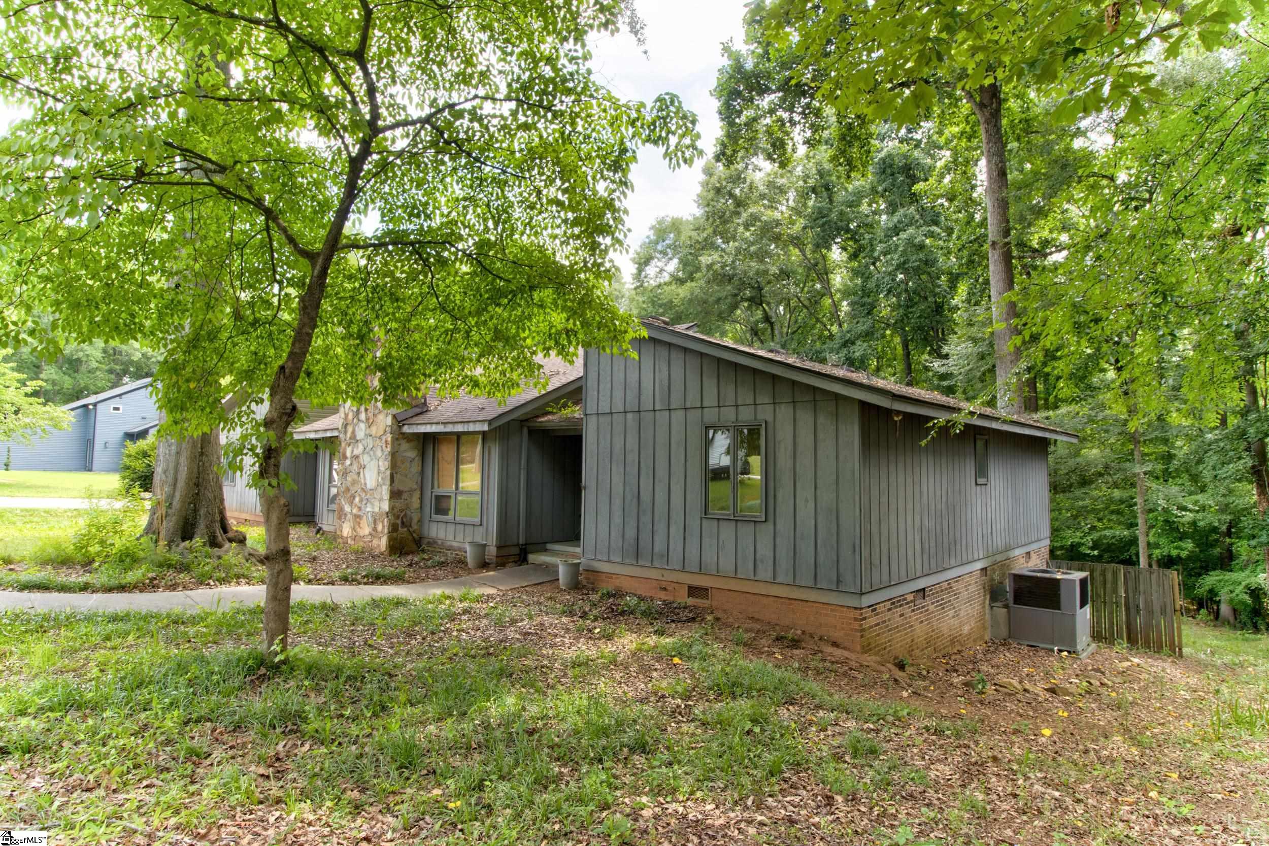 500 Oakwood Estates Drive Anderson, SC 29621