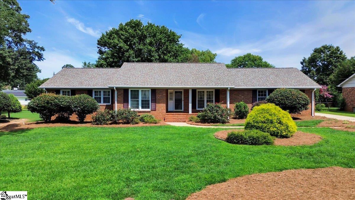 17 Seabury Drive Greenville, SC 29615
