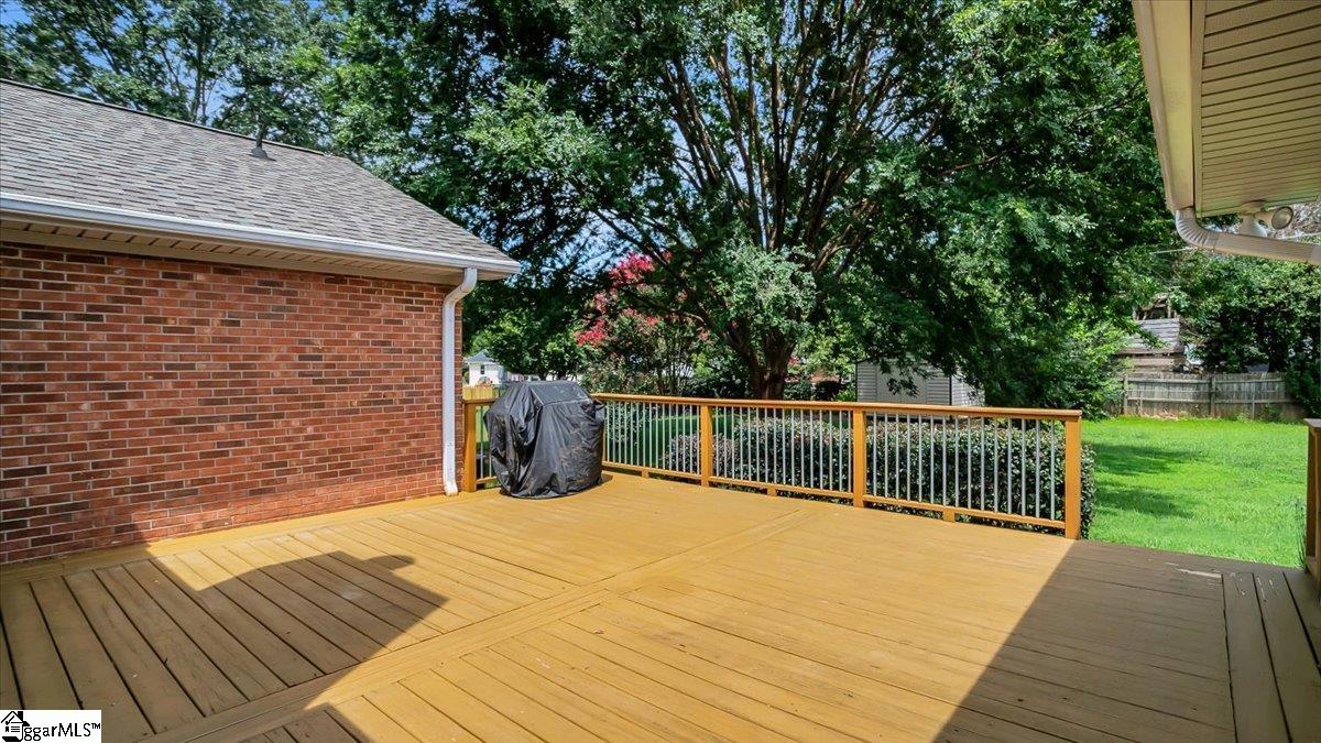 17 Seabury Drive Greenville, SC 29615