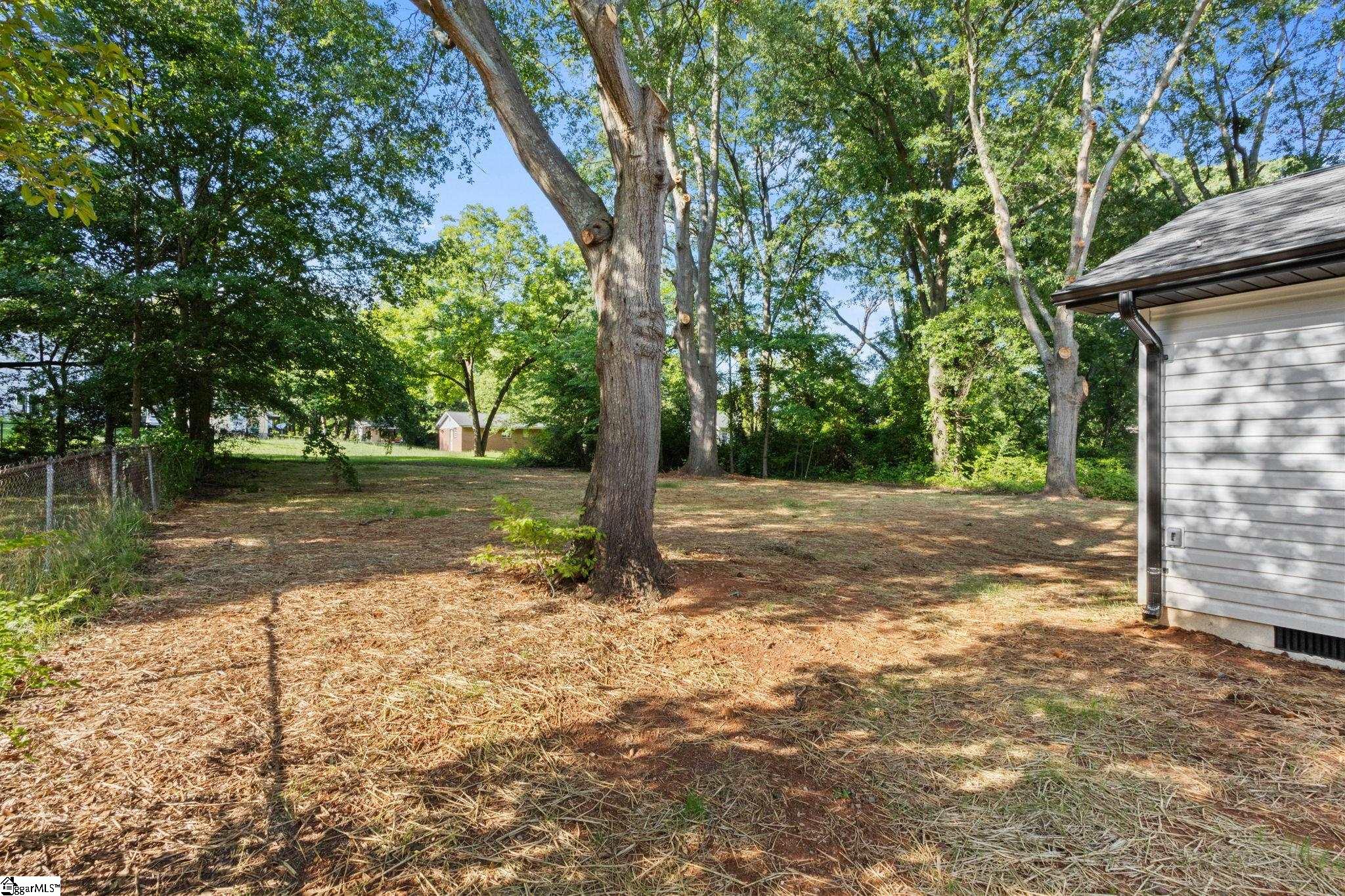 115 Hammond Avenue Greer, SC 29651