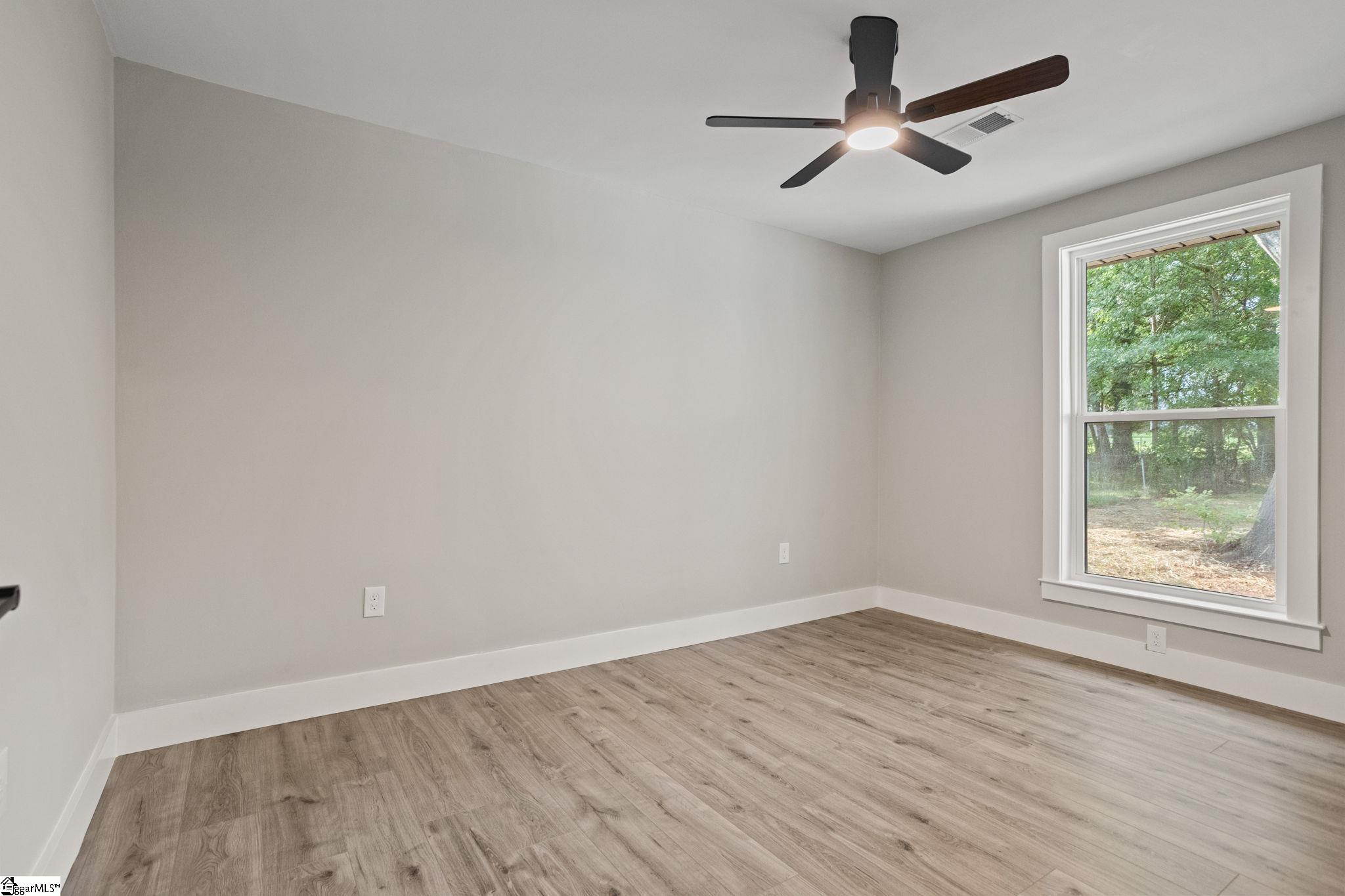 115 Hammond Avenue Greer, SC 29651