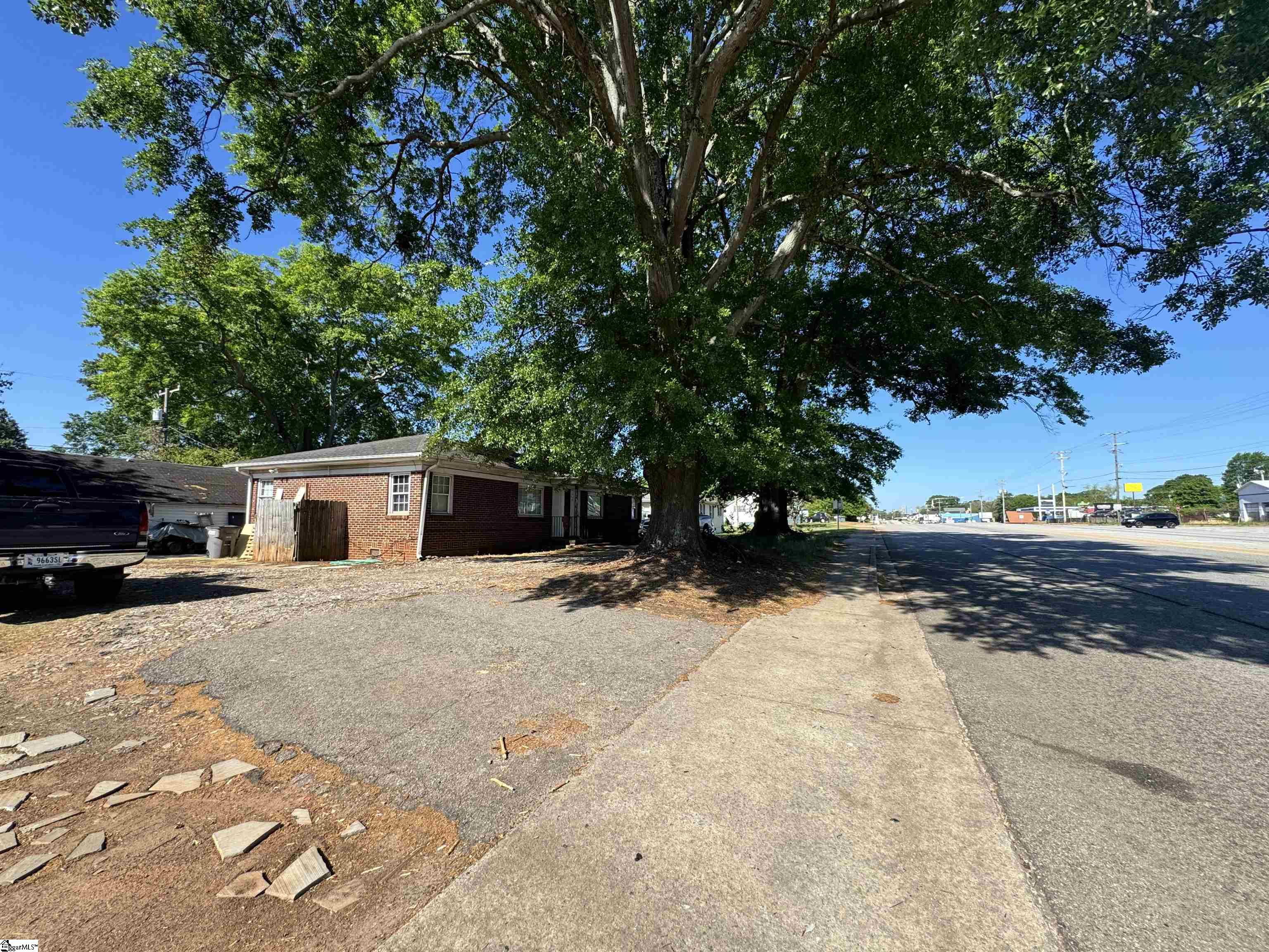 507 Cedar Lane Road Greenville, SC 29611