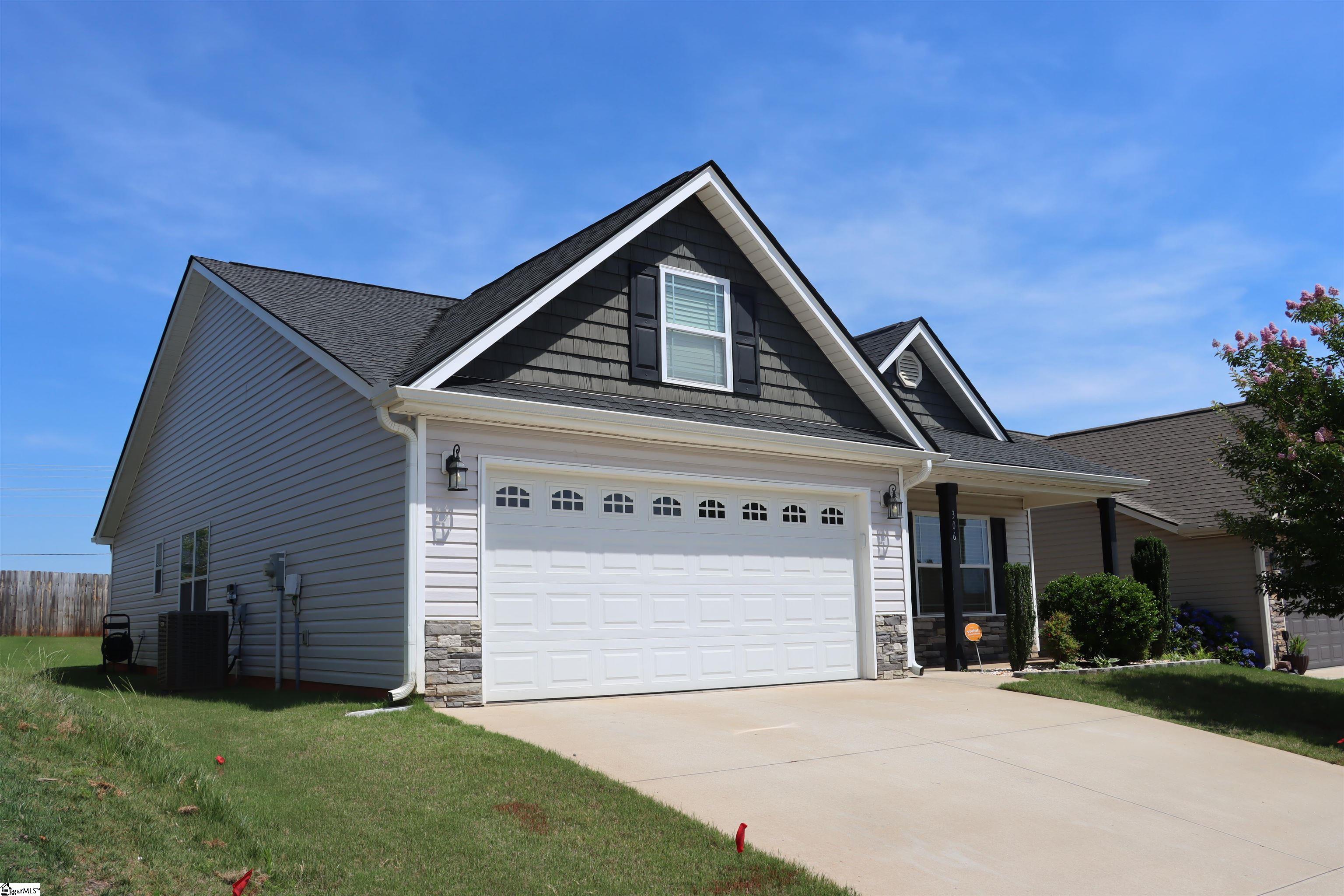 306 Highland Springs Loop Inman, SC 29349