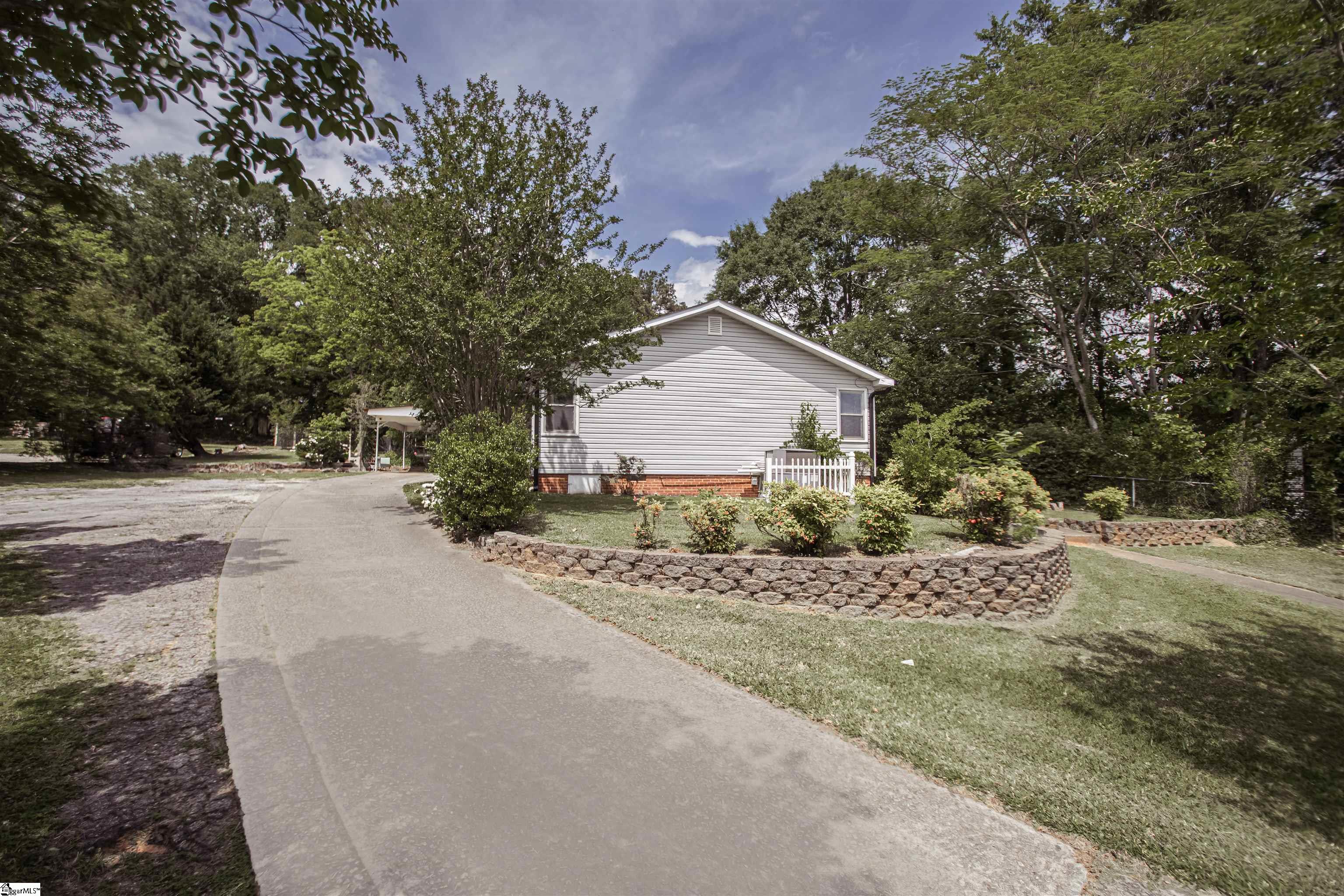 202 Tiffany Drive Easley, SC 29640