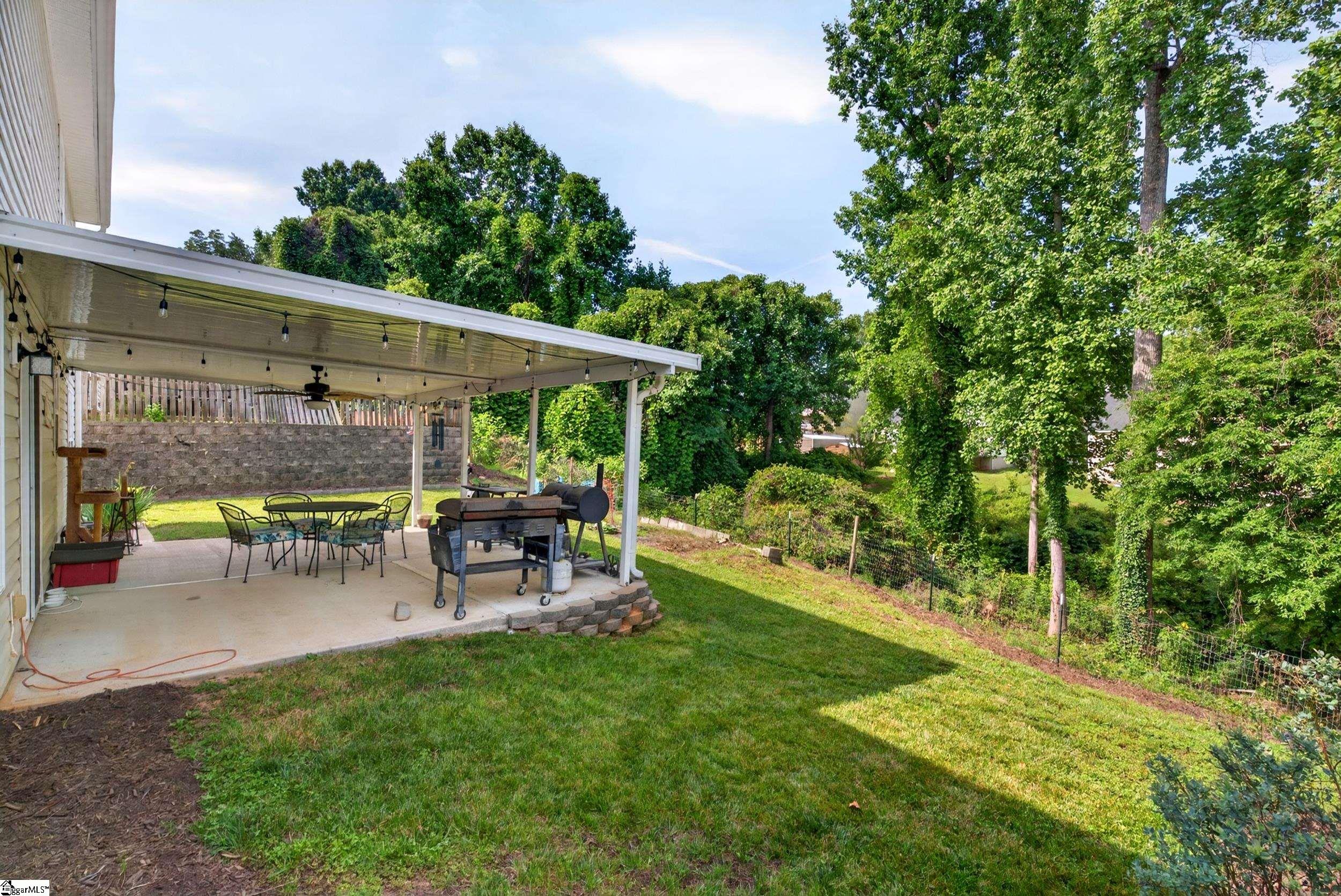 6 Red Shirt Court Greer, SC 29651