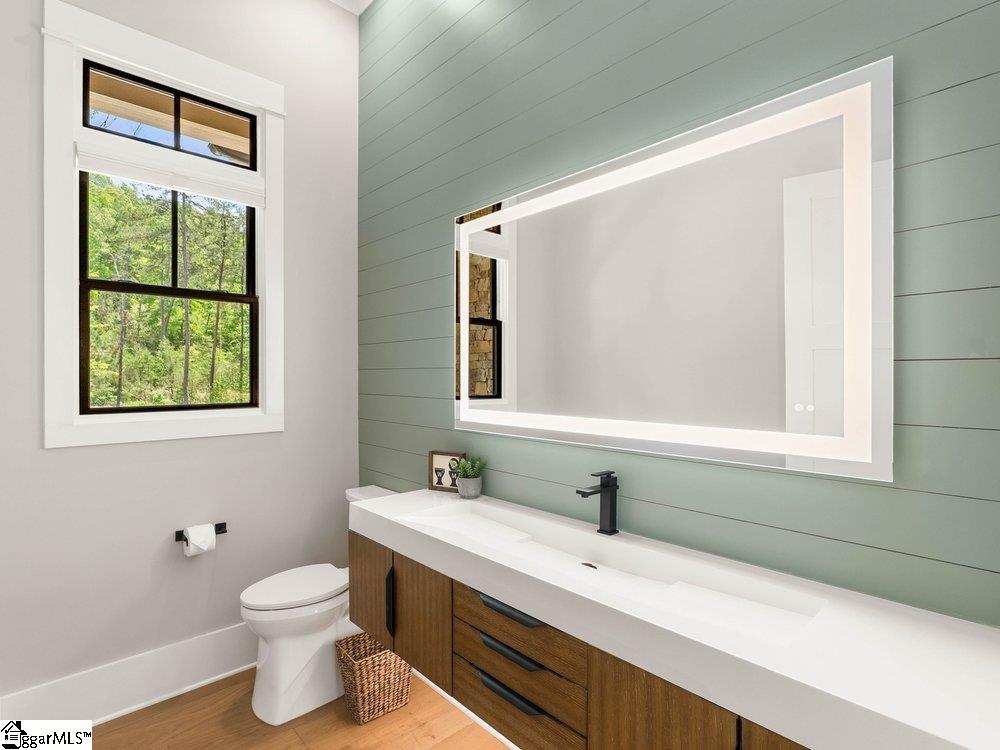 146 Island Water Drive Six Mile, SC 29682