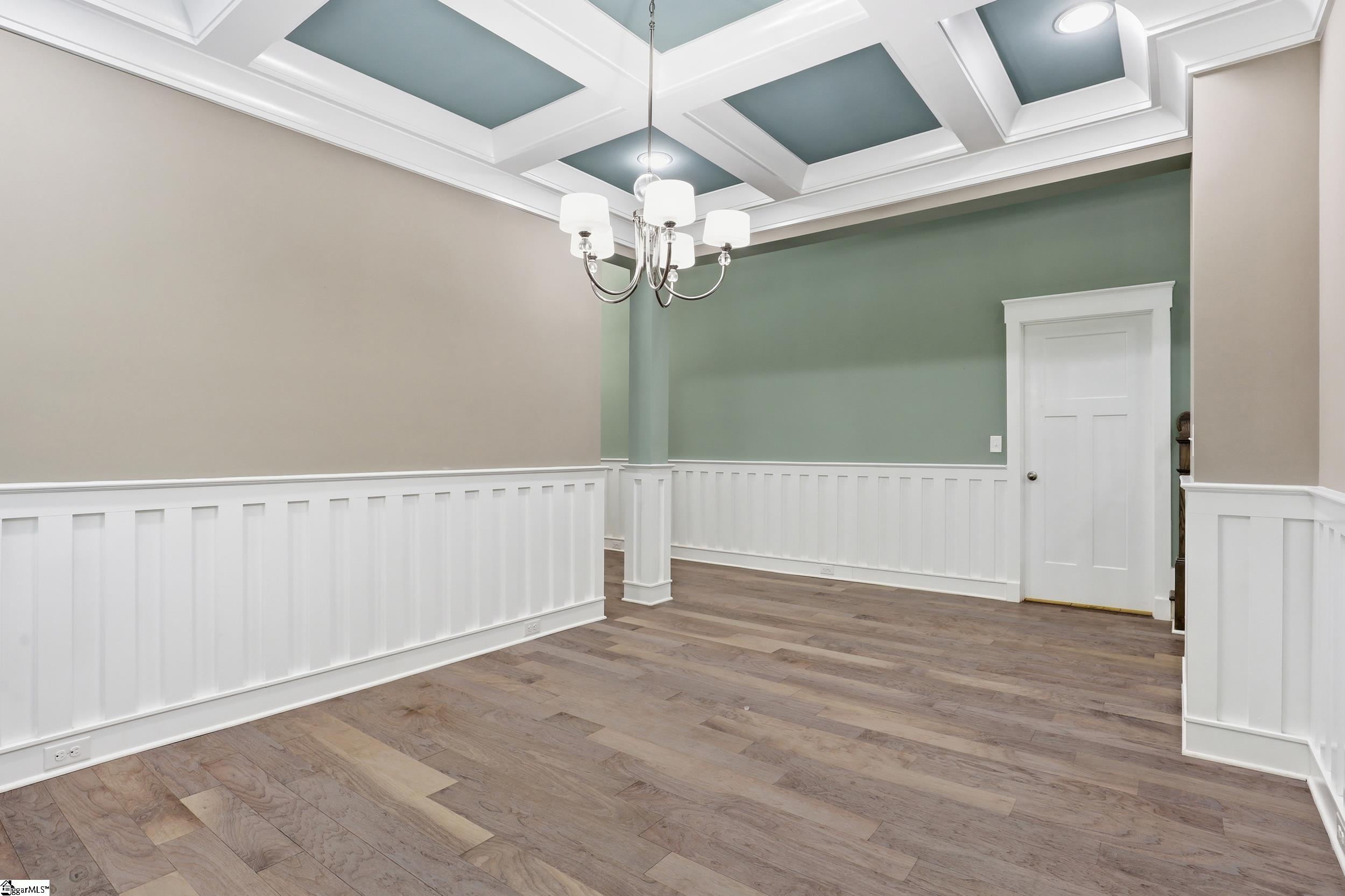 2 Ravencrest Court Simpsonville, SC 29680-2347
