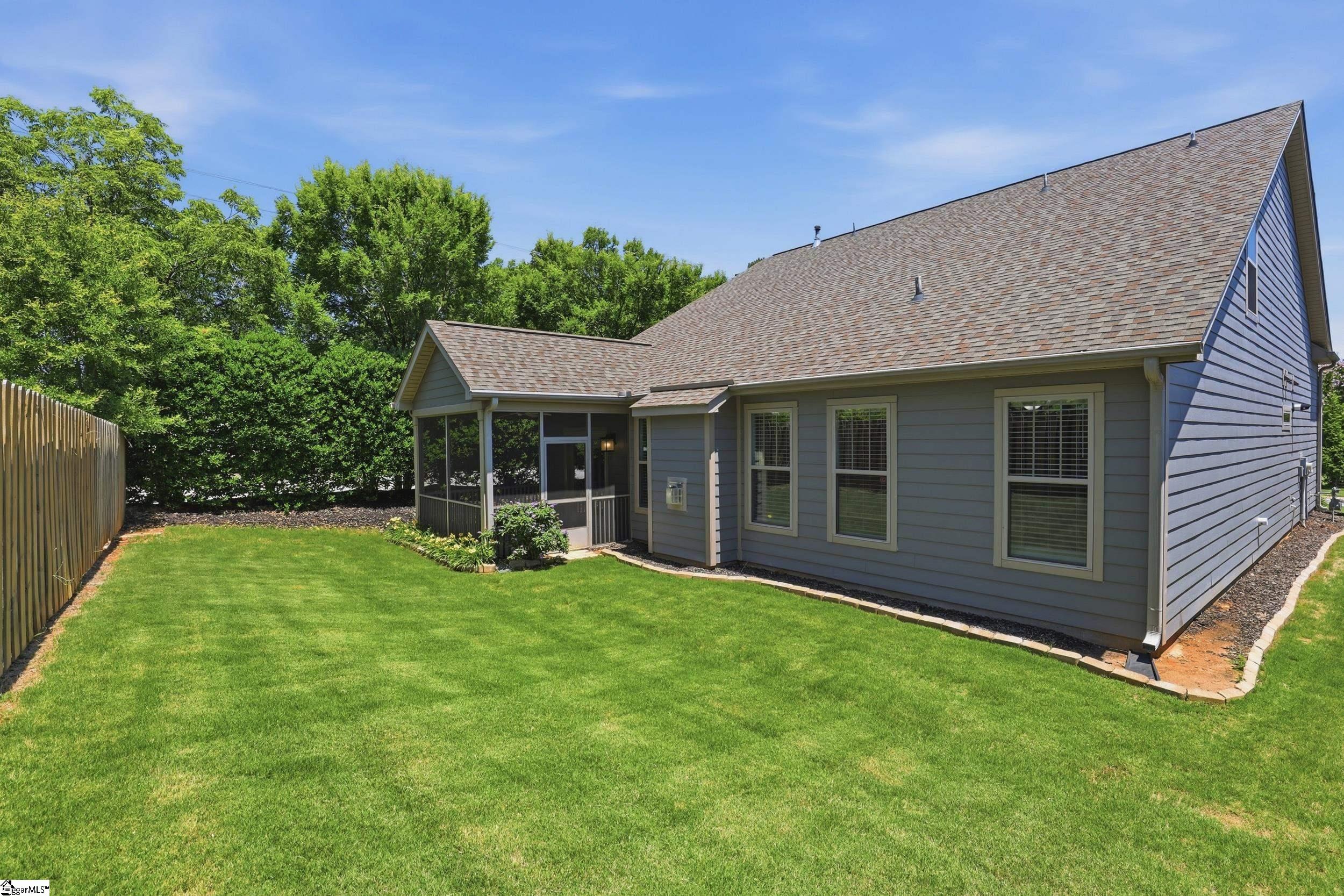 2 Ravencrest Court Simpsonville, SC 29680-2347