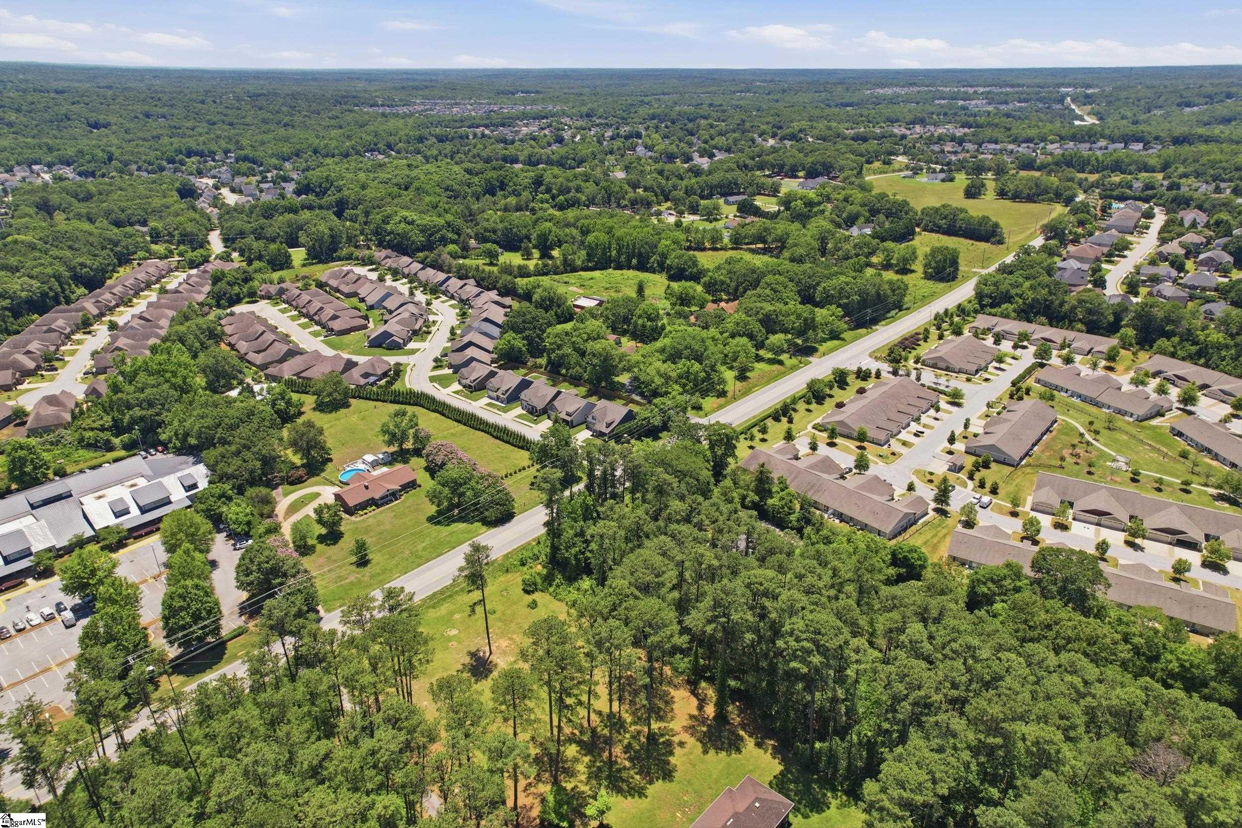 2 Ravencrest Court Simpsonville, SC 29680-2347