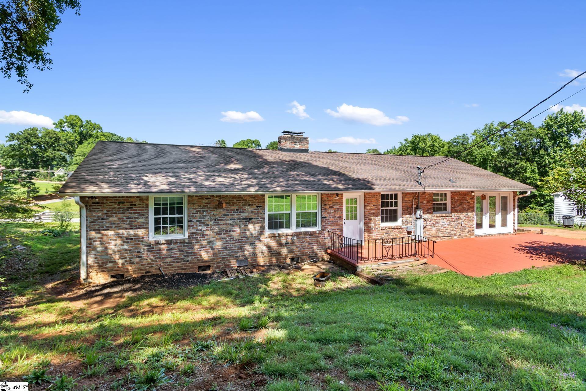 2821 Poinsett Highway Greenville, SC 29609