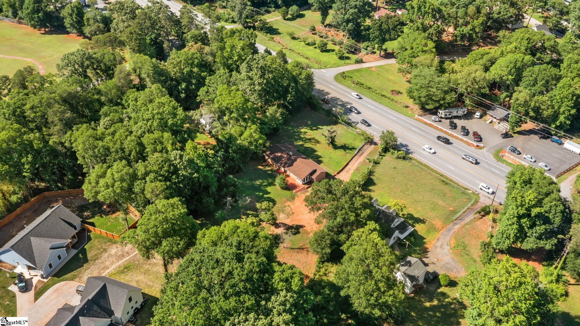 2821 Poinsett Highway Greenville, SC 29609