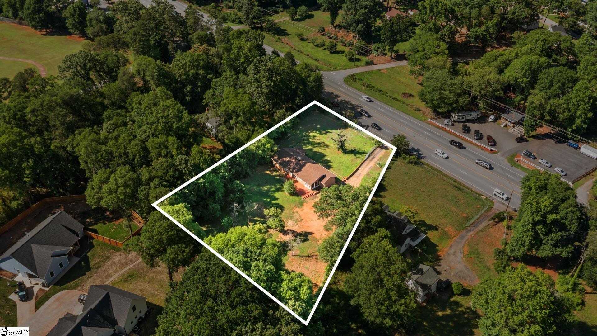 2821 Poinsett Highway Greenville, SC 29609