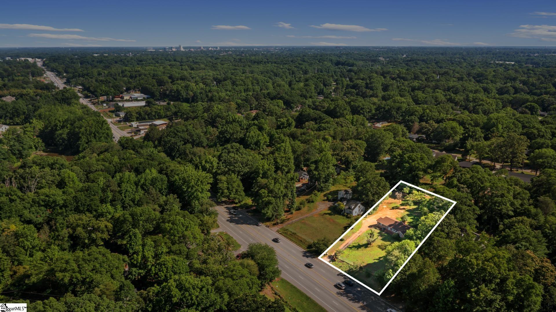 2821 Poinsett Highway Greenville, SC 29609