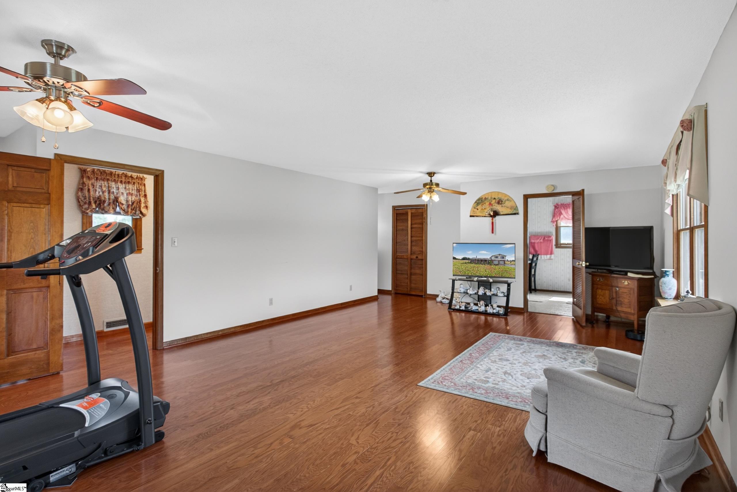 145 Old Sanders Road Pendelton, SC 29670
