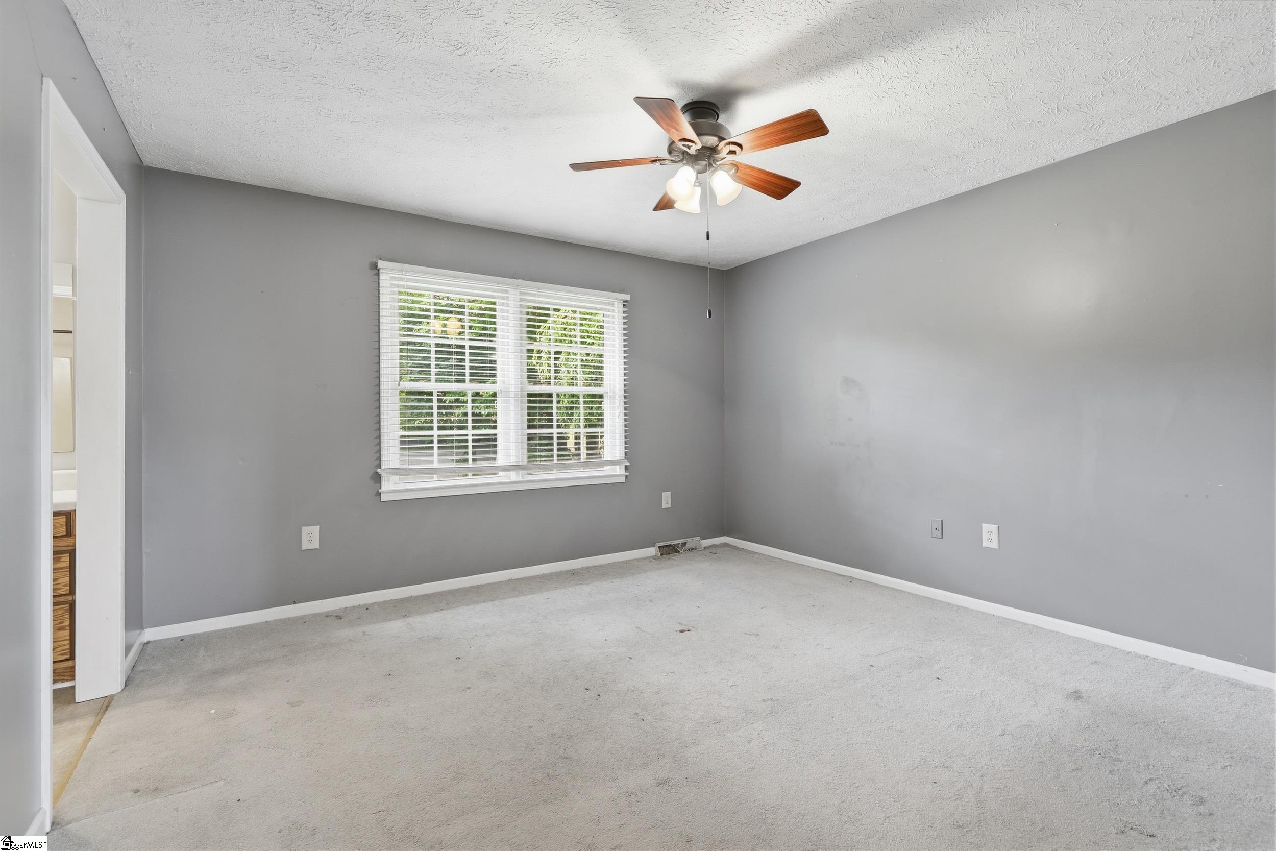 102 Fernwood Drive Easley, SC 29640