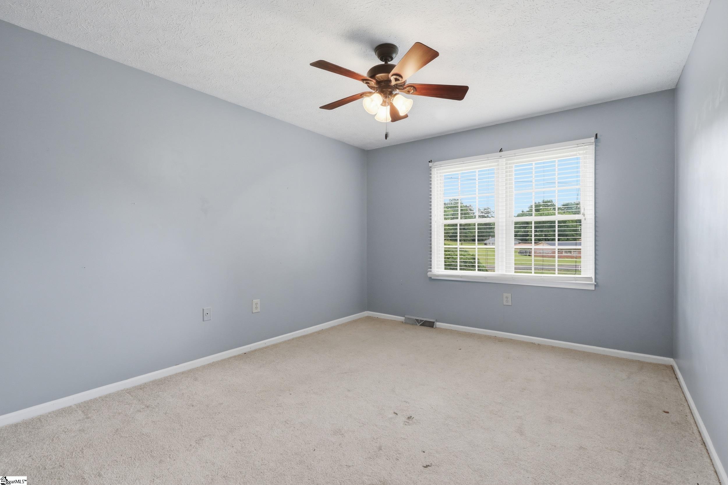 102 Fernwood Drive Easley, SC 29640