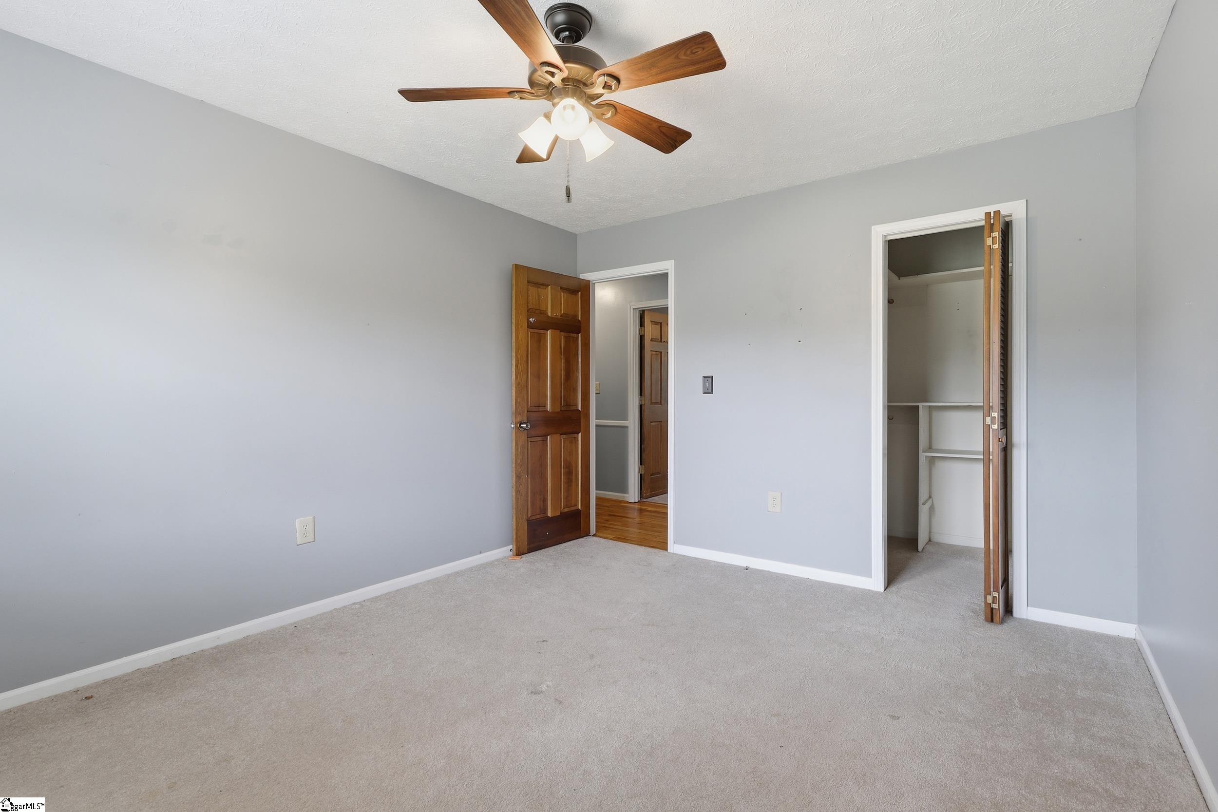 102 Fernwood Drive Easley, SC 29640
