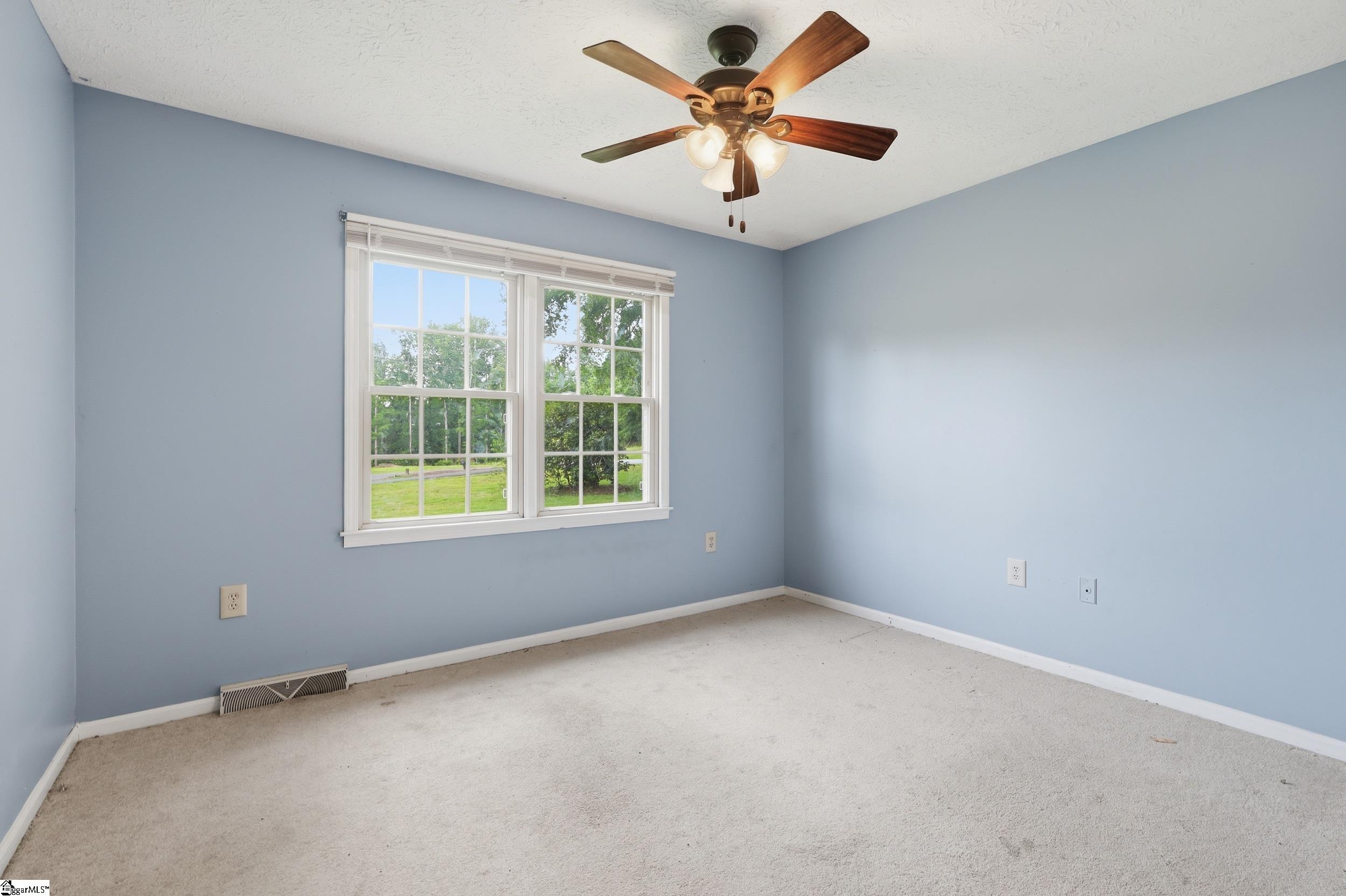 102 Fernwood Drive Easley, SC 29640