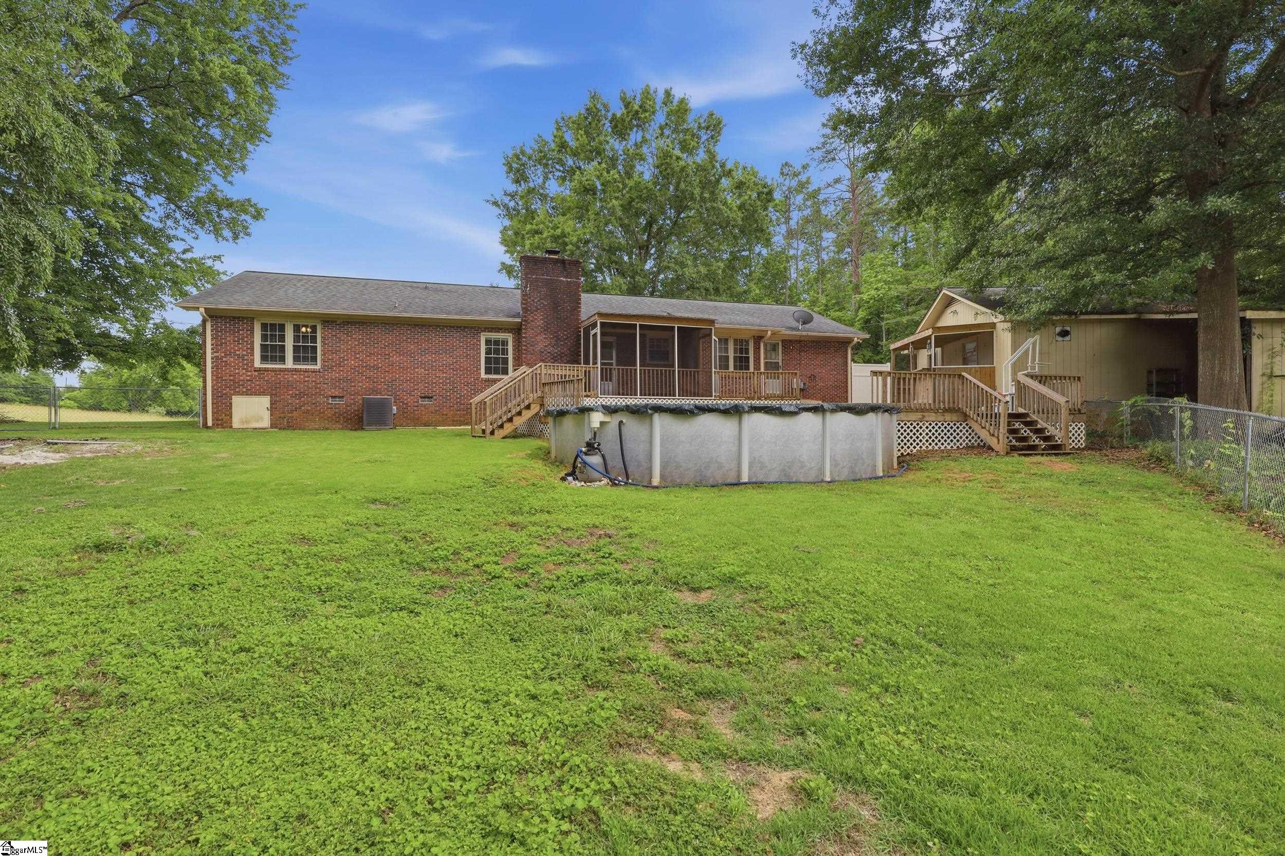 102 Fernwood Drive Easley, SC 29640