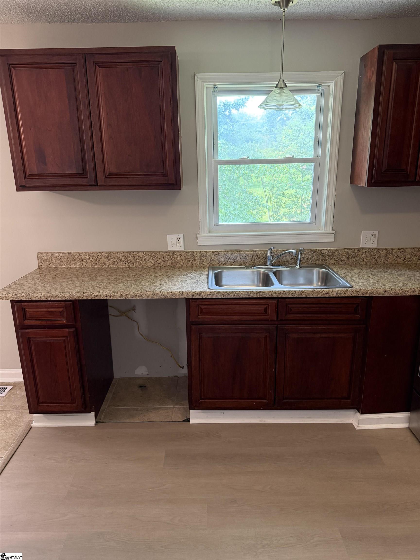 131A Oak Hill Drive Greenville, SC 29617