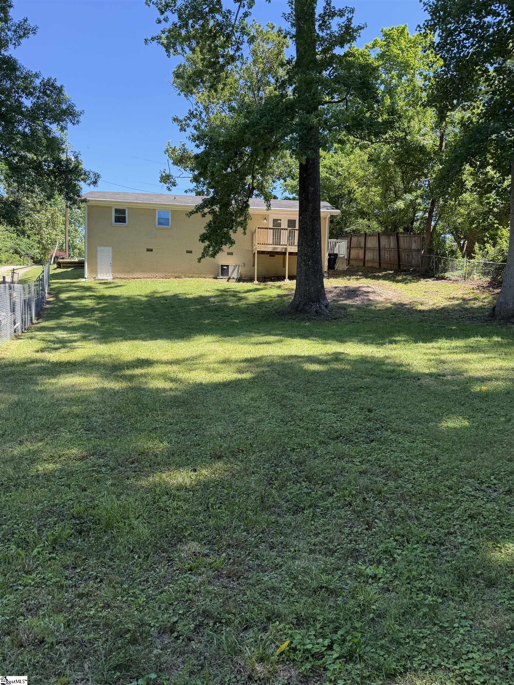 131A Oak Hill Drive Greenville, SC 29617