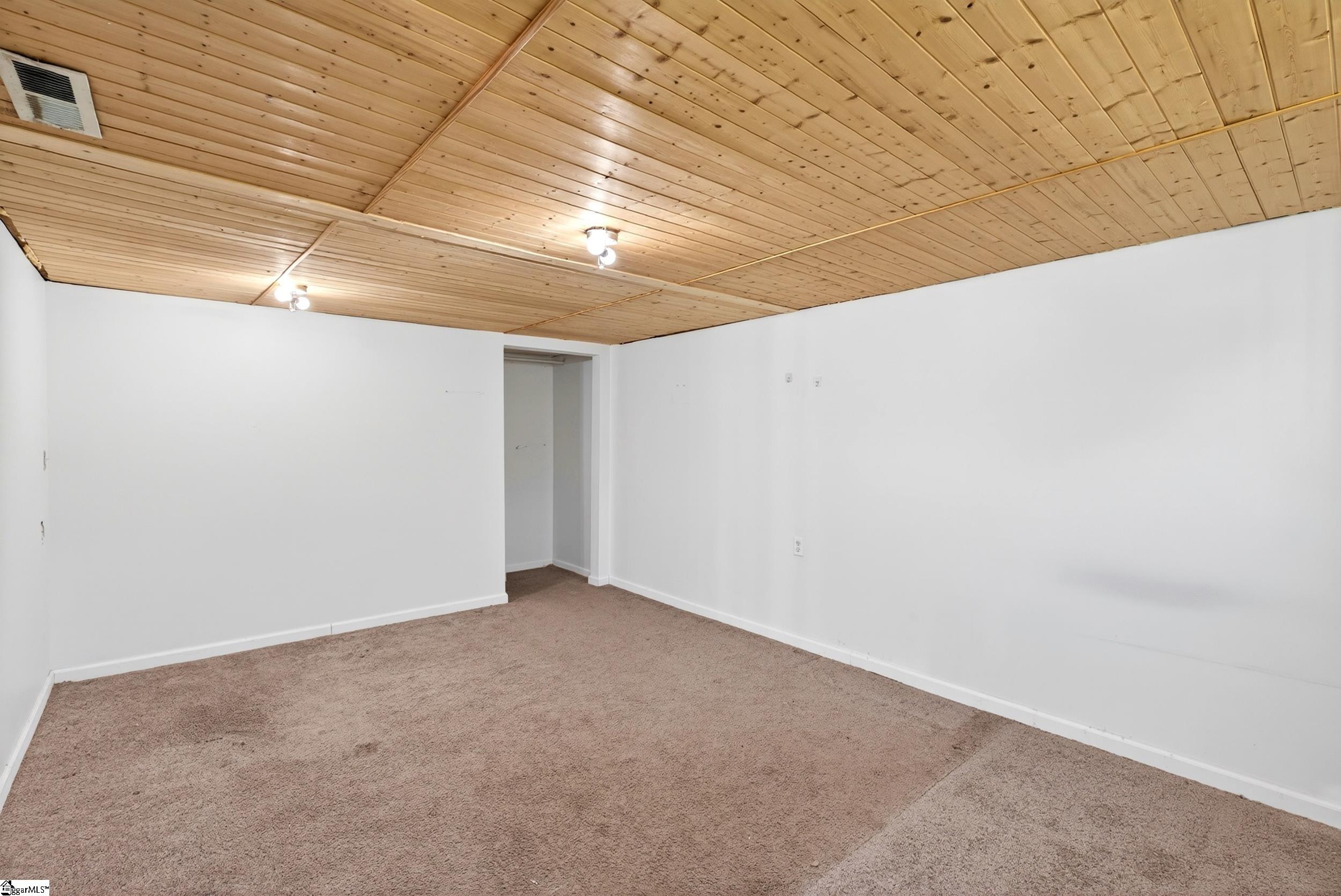 270 W Hayne Street Woodruff, SC 29388