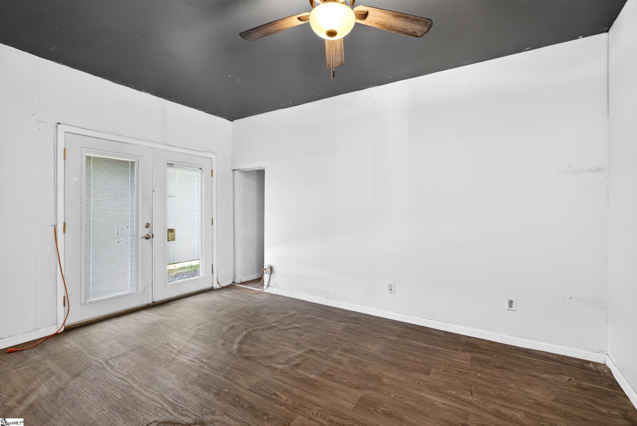 270 W Hayne Street Woodruff, SC 29388