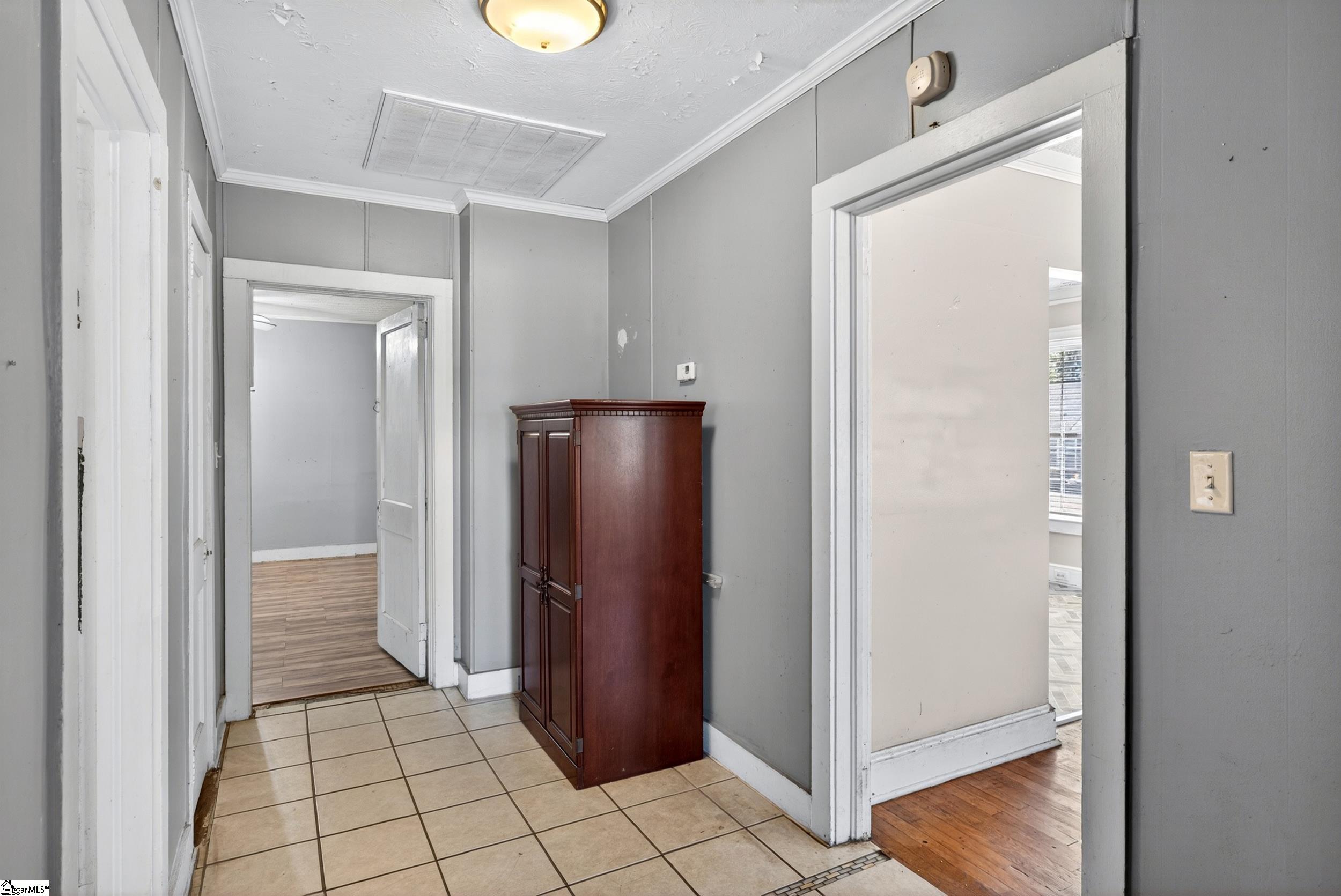 270 W Hayne Street Woodruff, SC 29388