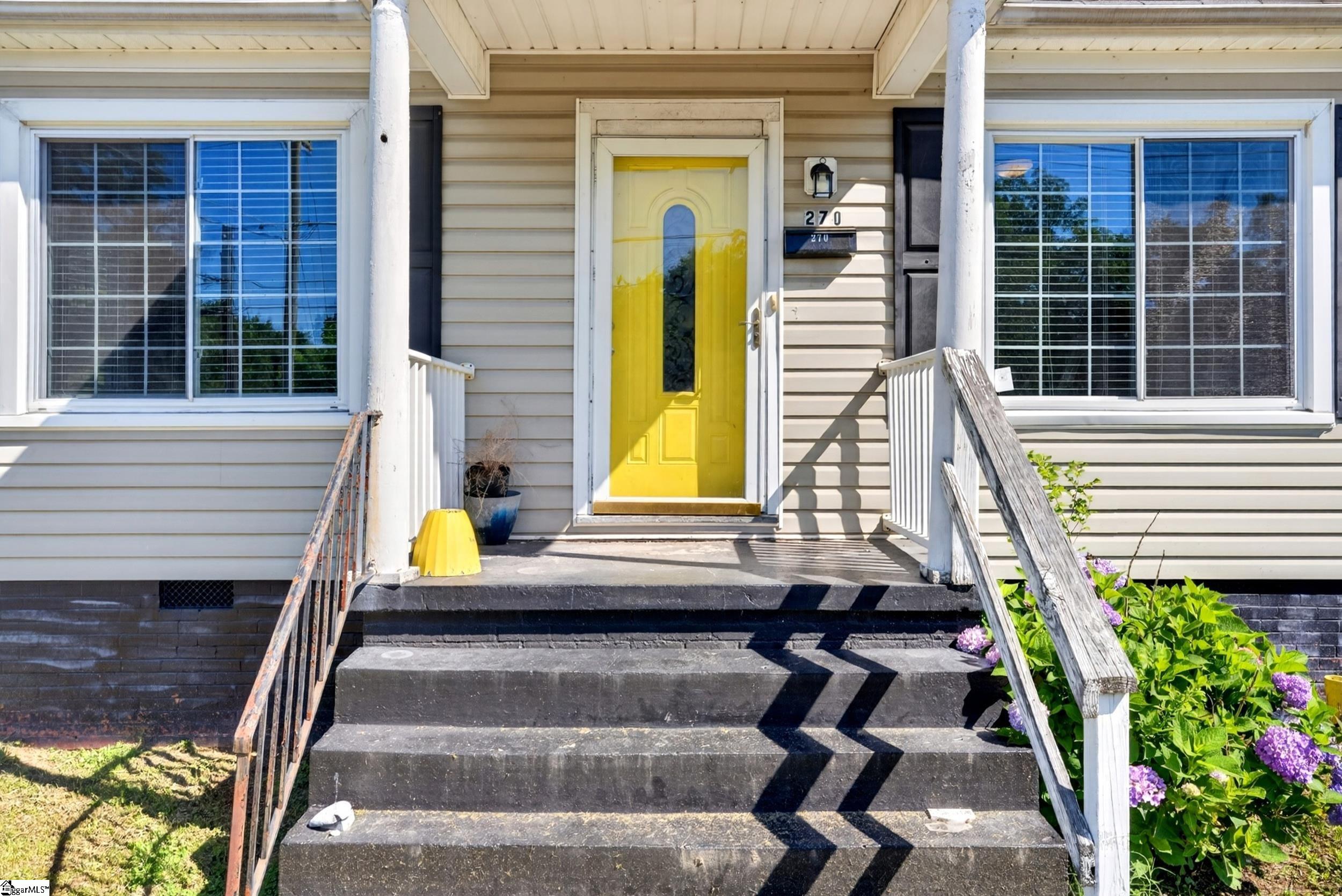 270 W Hayne Street Woodruff, SC 29388
