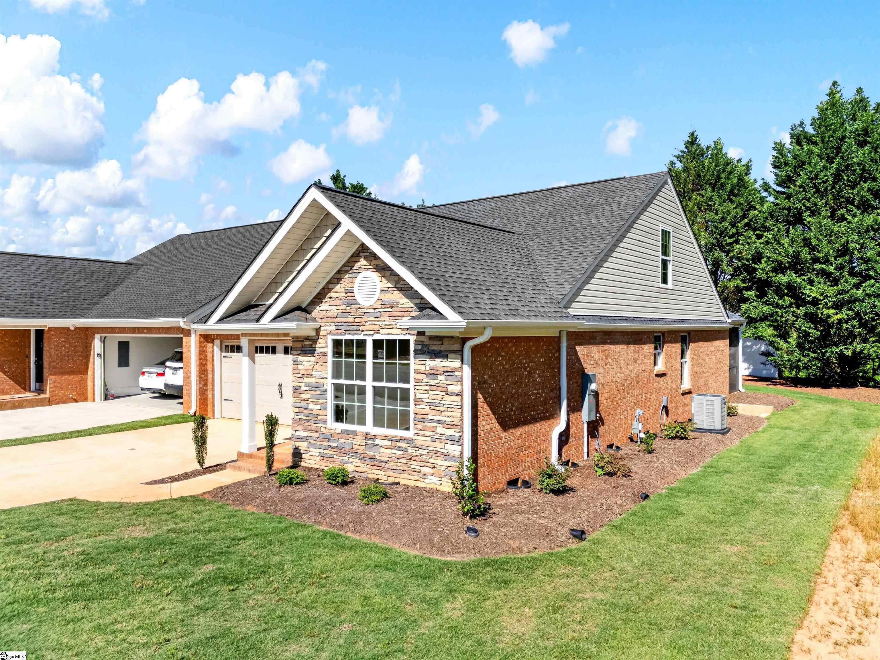 413 Amelia Springs Lane Moore, SC 29369