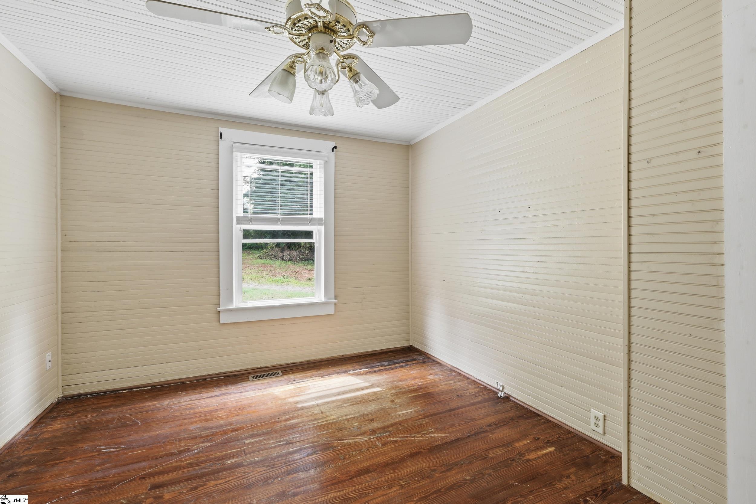 532 Gentry Memorial Highway Easley, SC 29640