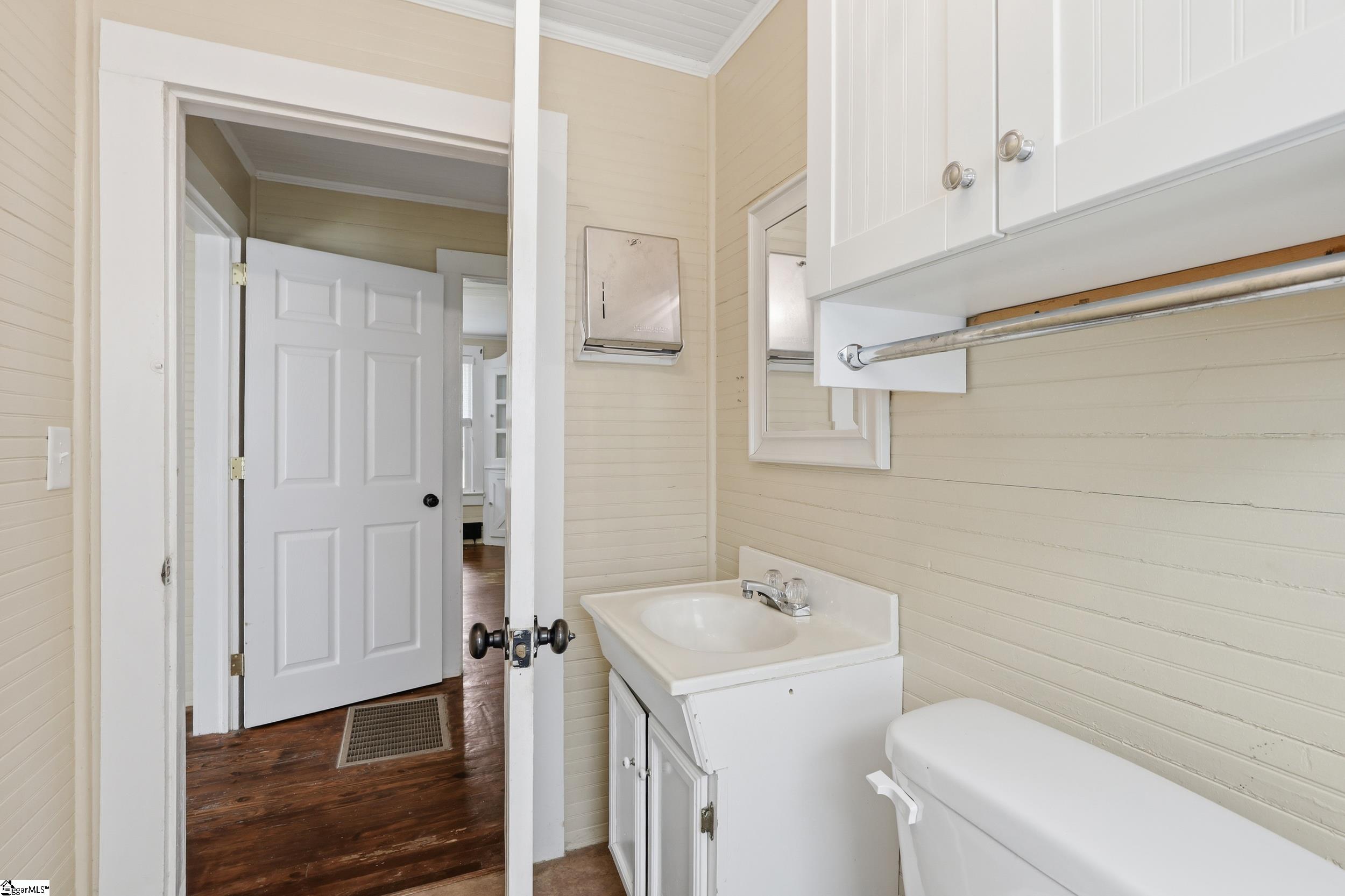 532 Gentry Memorial Highway Easley, SC 29640
